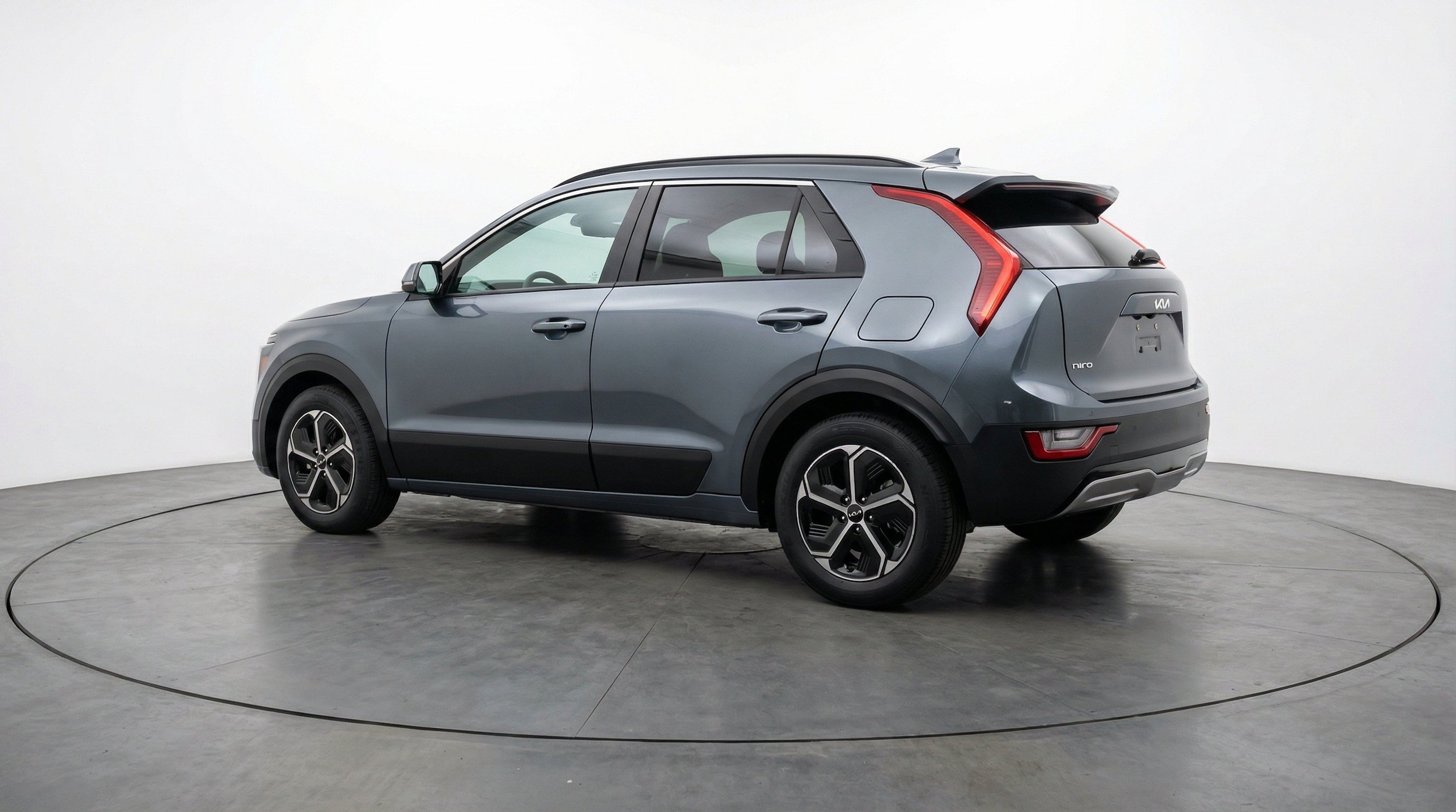 Thumbnail: 2026 Kia Niro - 6