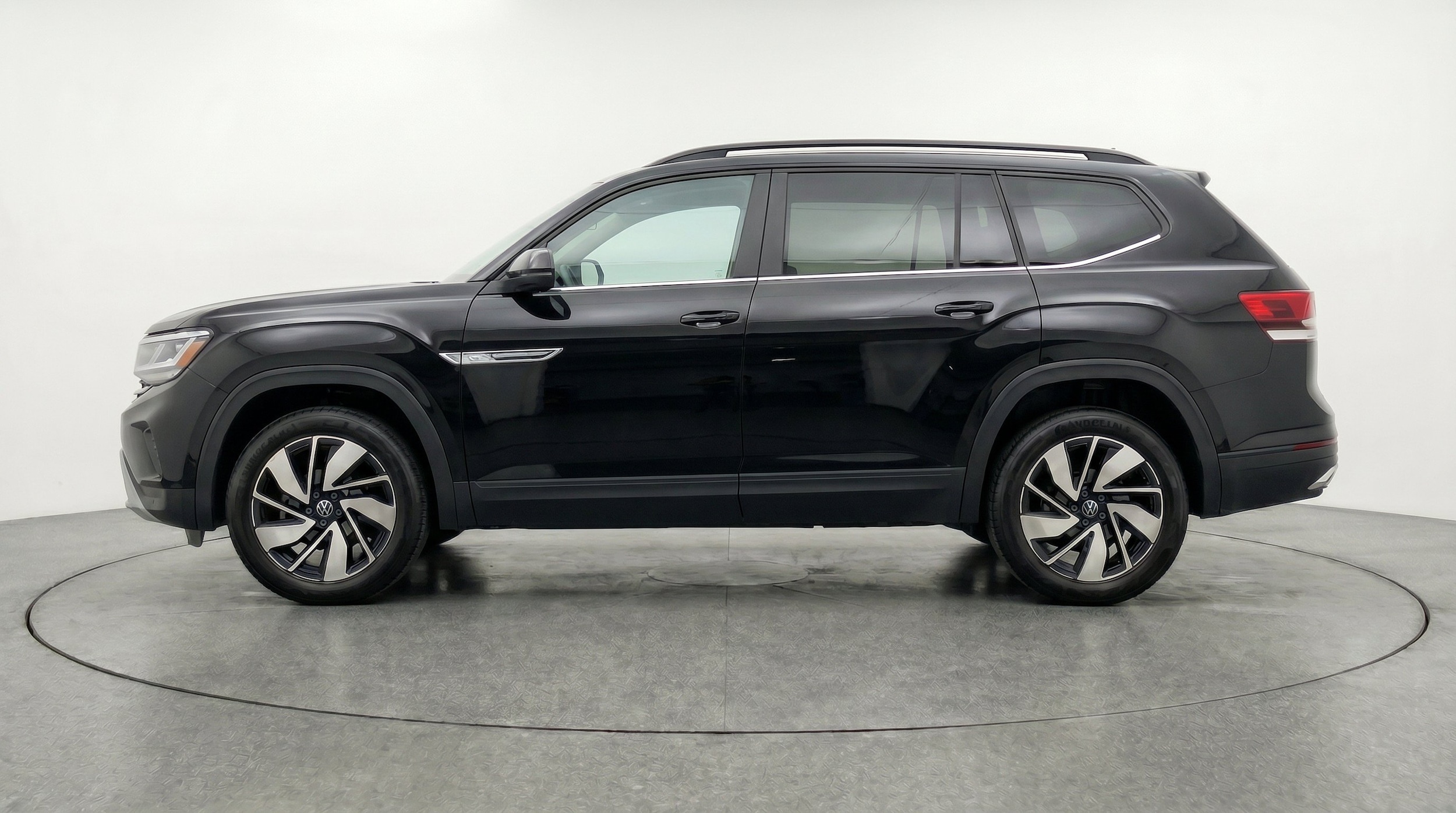 Thumbnail: 2026 Volkswagen Atlas - 5