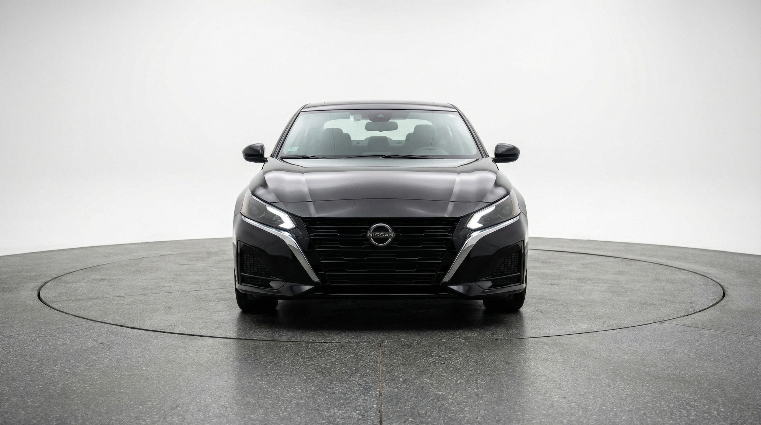 Thumbnail: 2025 Nissan Altima - 2