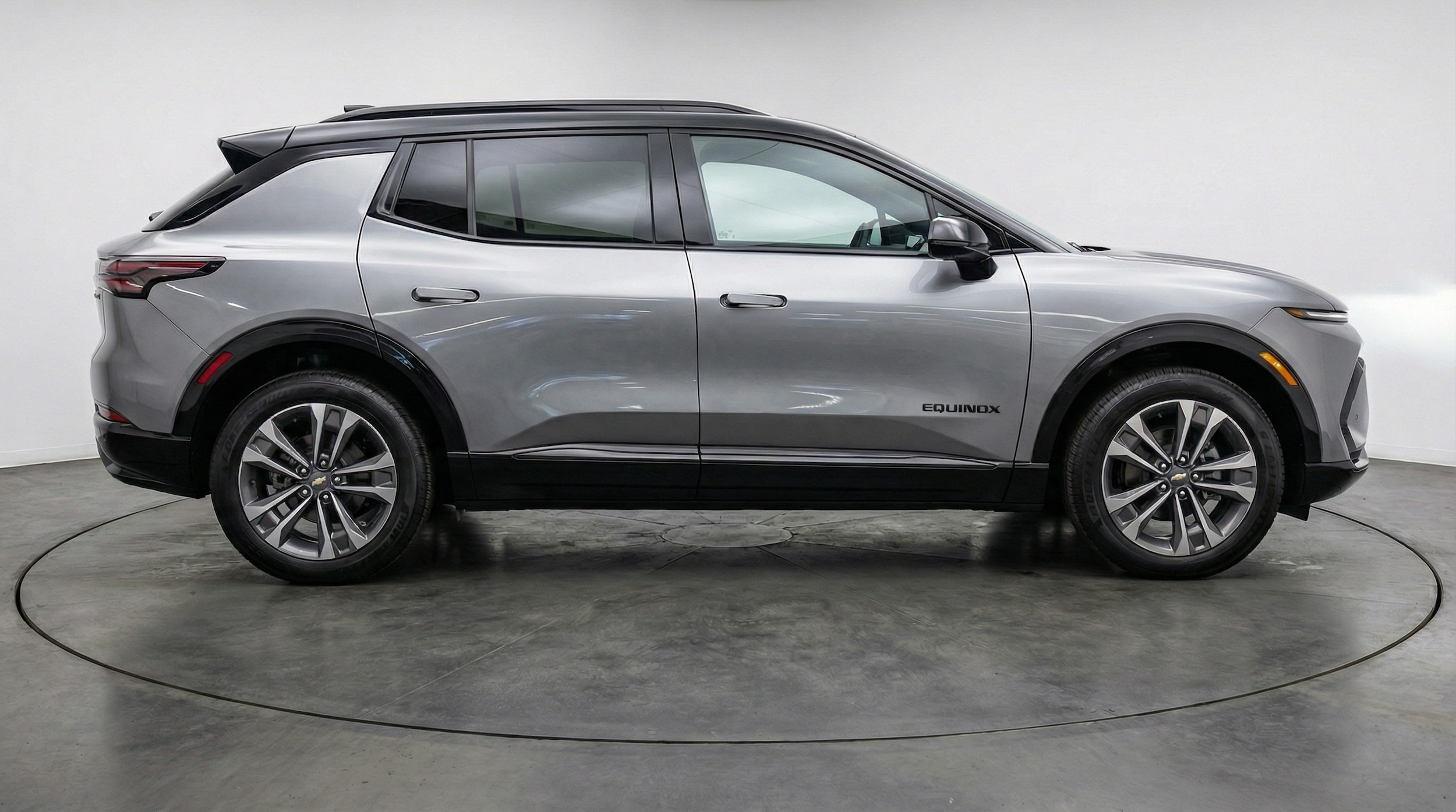 Thumbnail: 2025 Chevrolet Equinox - 8