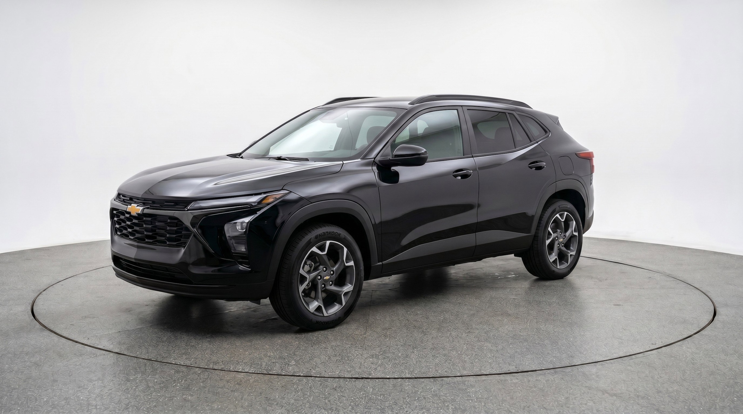 Thumbnail: 2025 Chevrolet Trax - 3