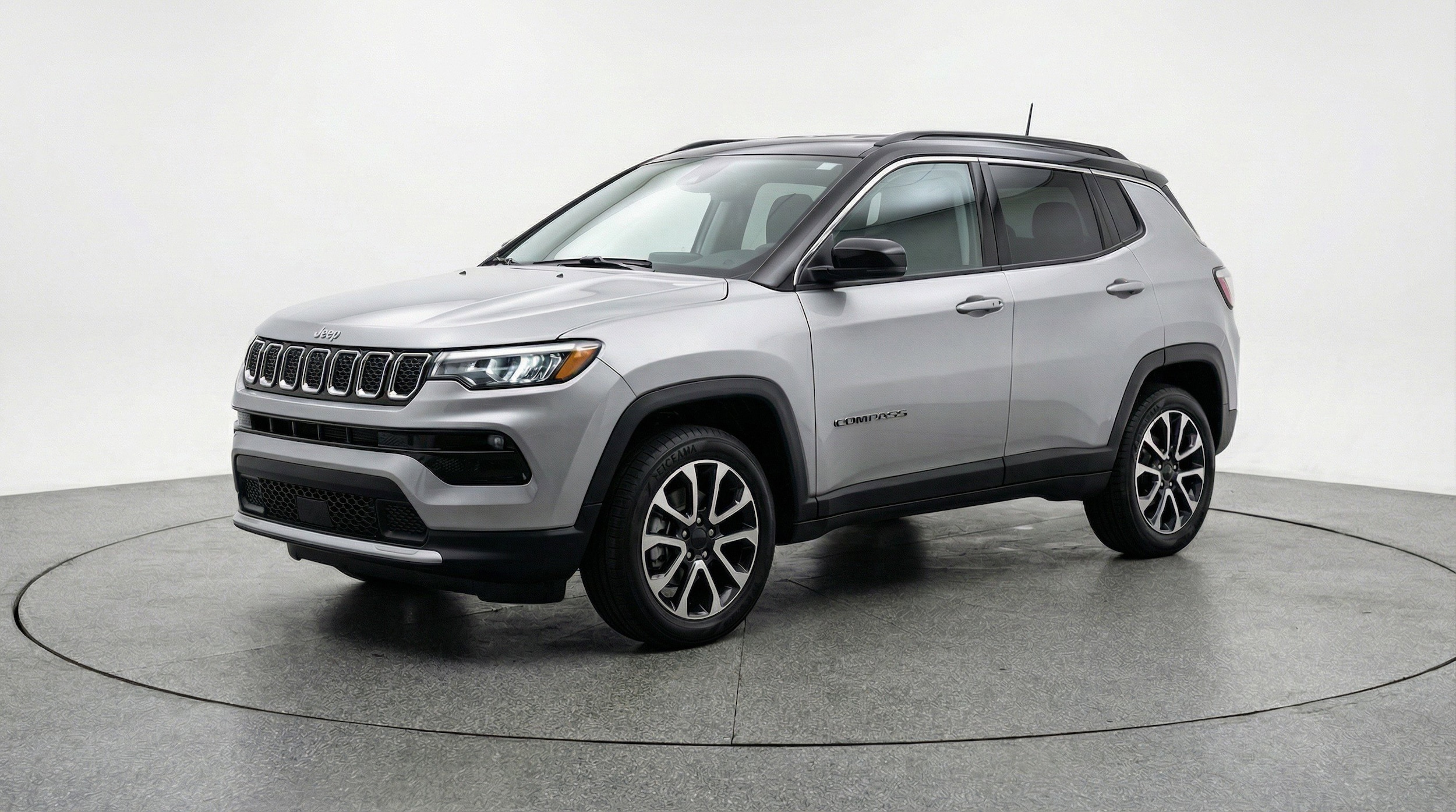 Thumbnail: 2025 Jeep Compass - 3