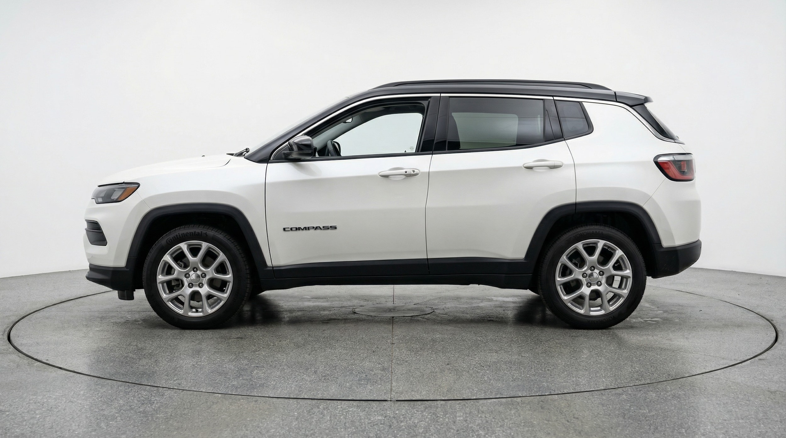 Thumbnail: 2025 Jeep Compass - 4