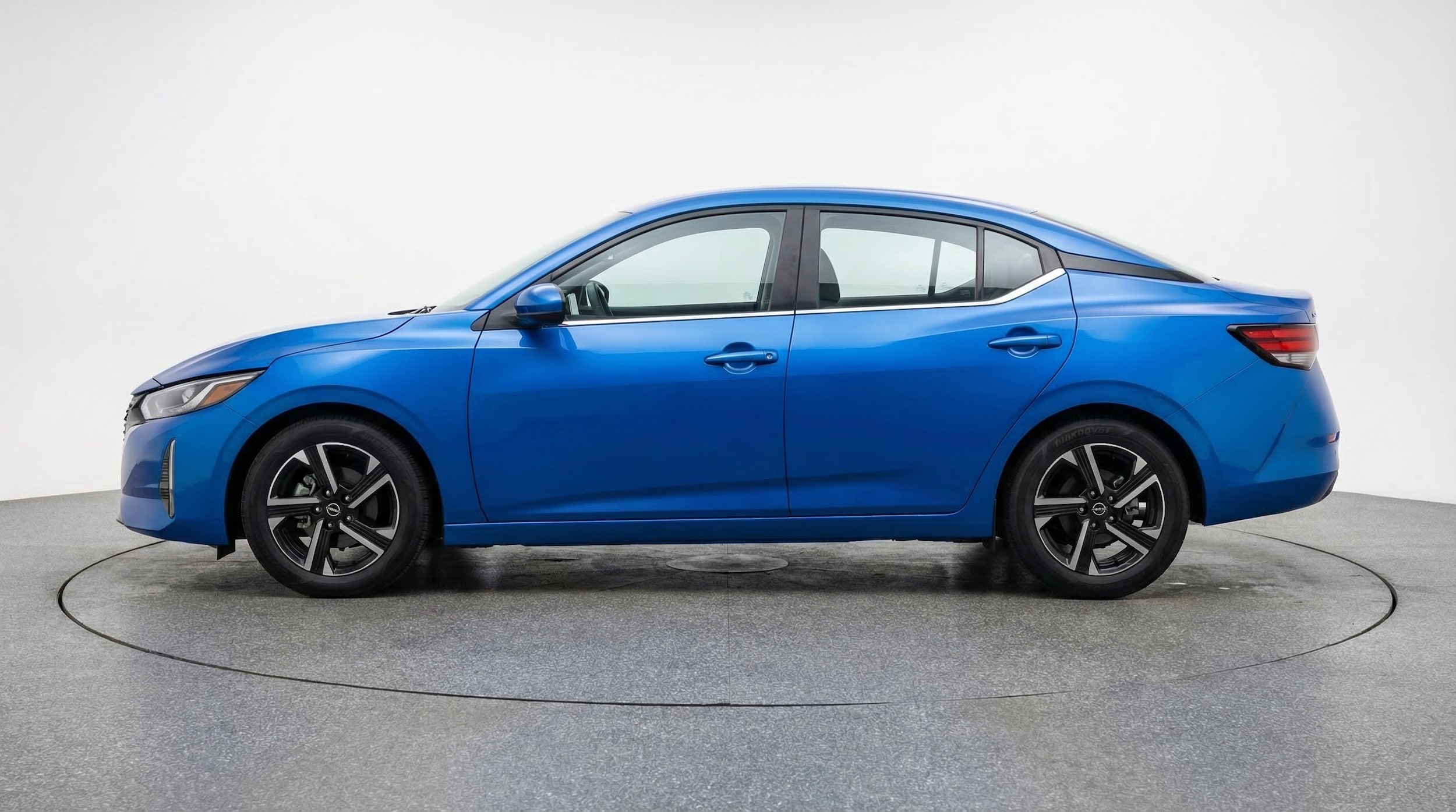 Thumbnail: 2025 Nissan Sentra - 4