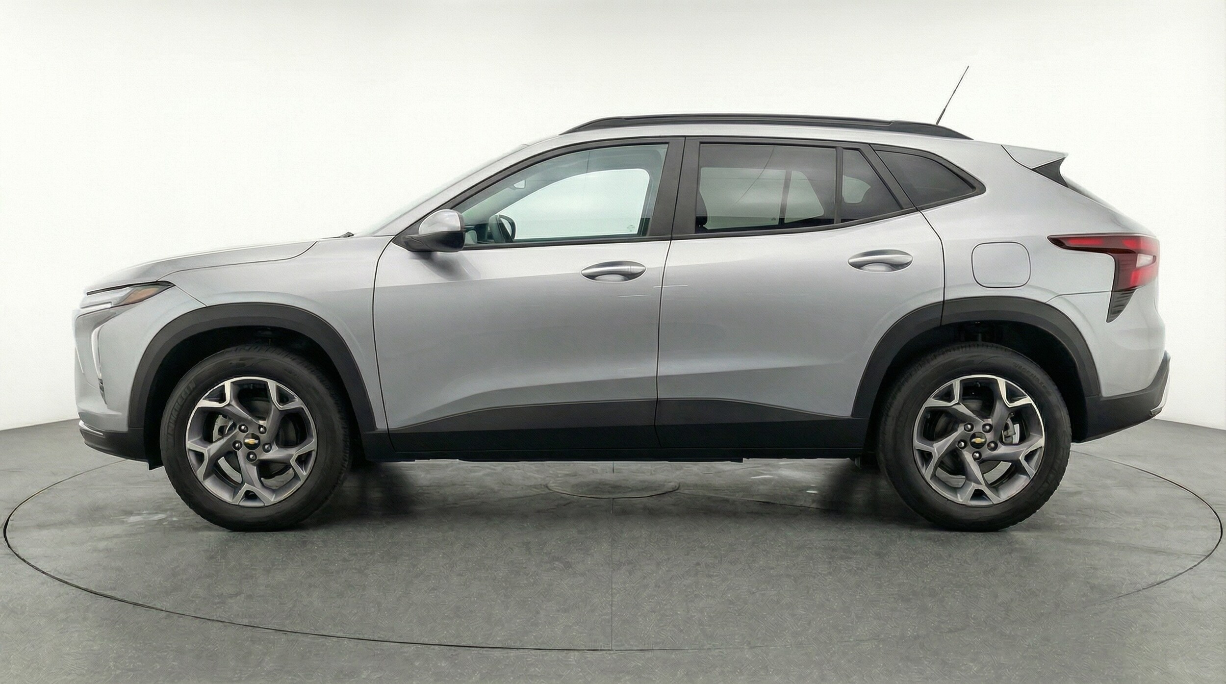 Thumbnail: 2025 Chevrolet Trax - 4