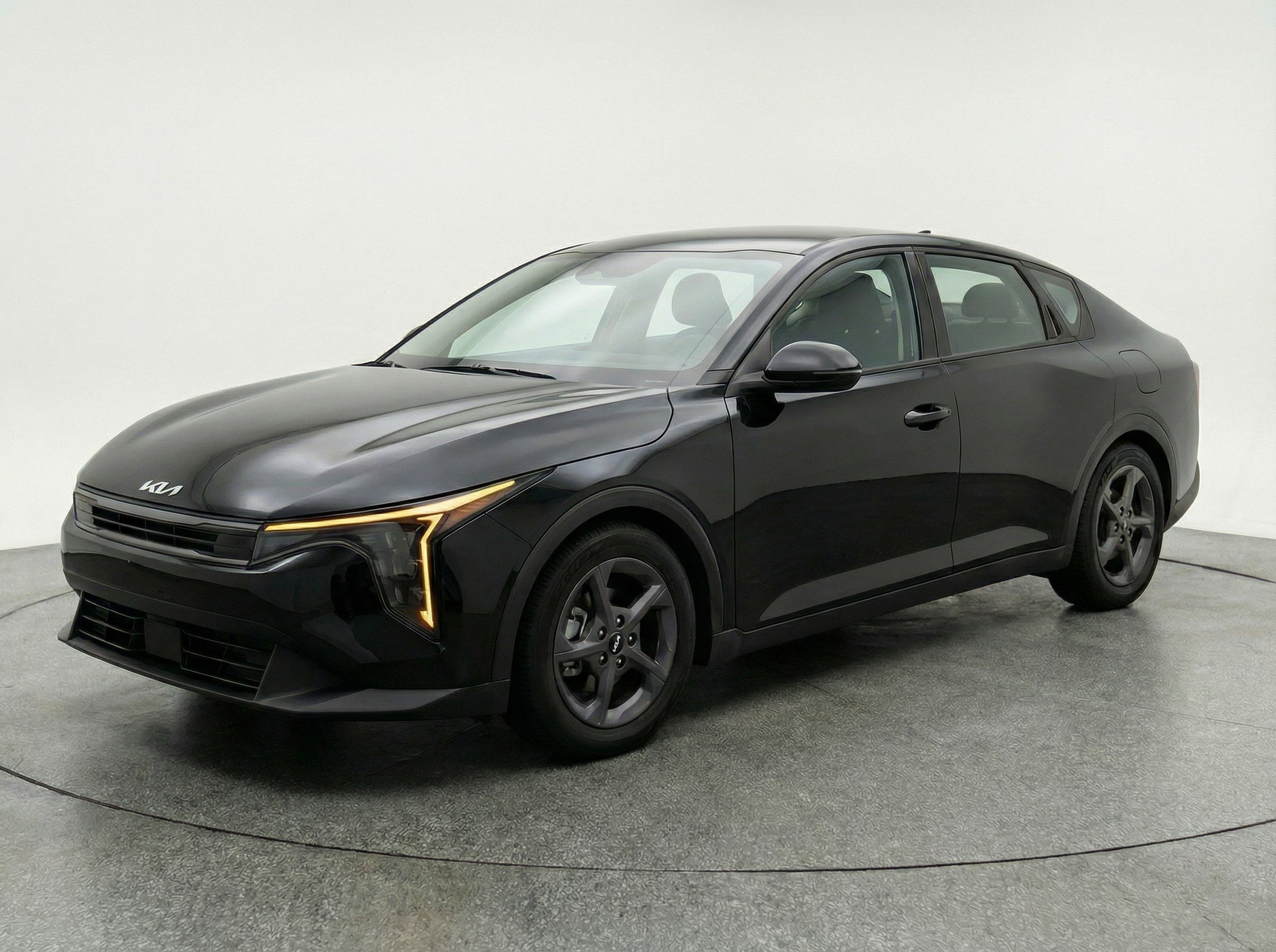 Thumbnail: 2025 Kia K4 - 2
