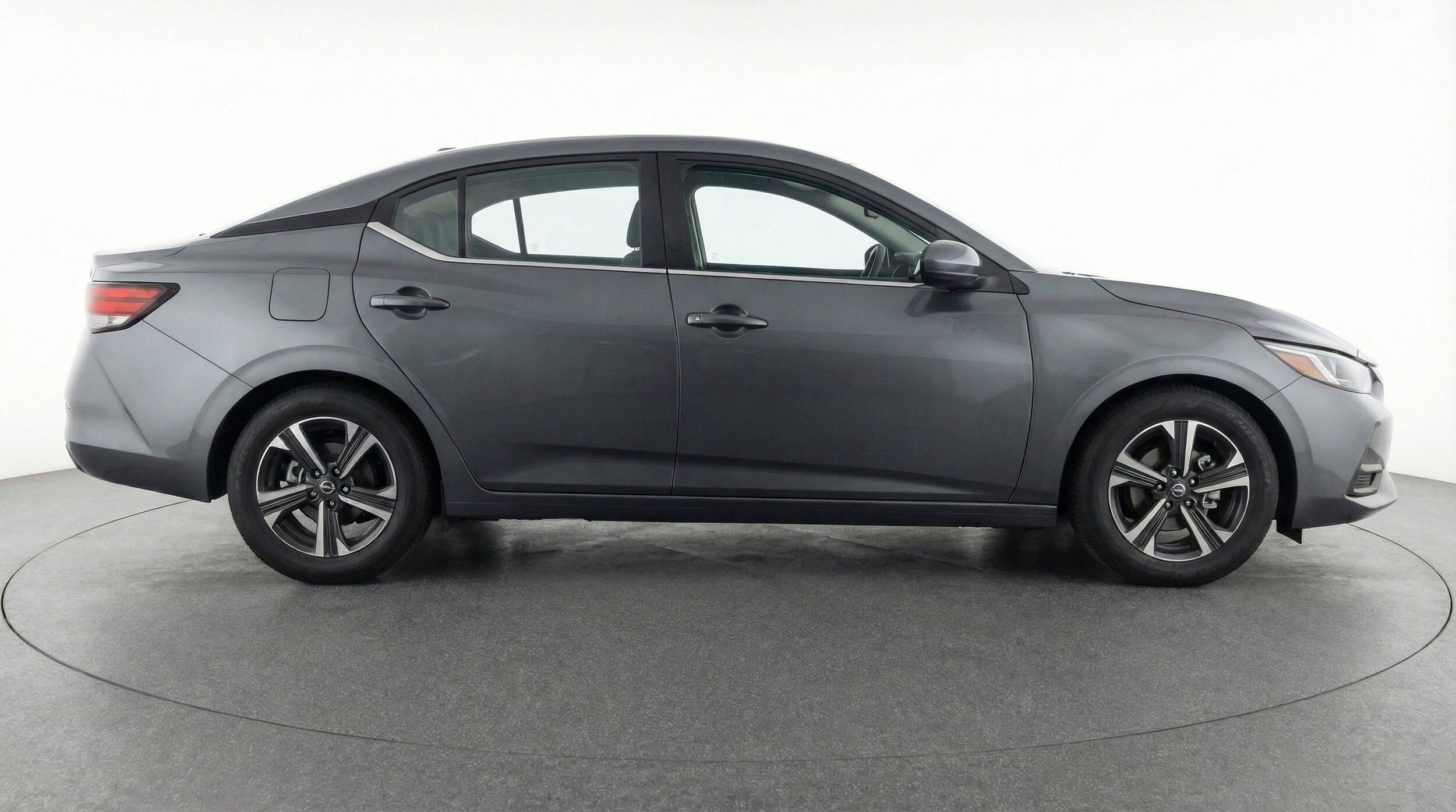 Thumbnail: 2025 Nissan Sentra - 10