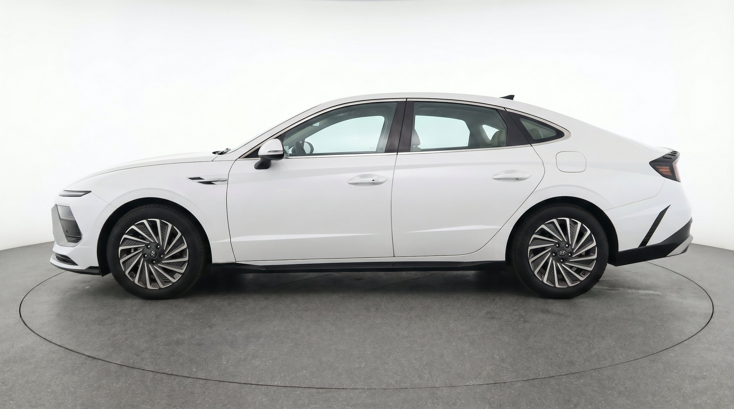 Thumbnail: 2025 Hyundai Sonata - 5