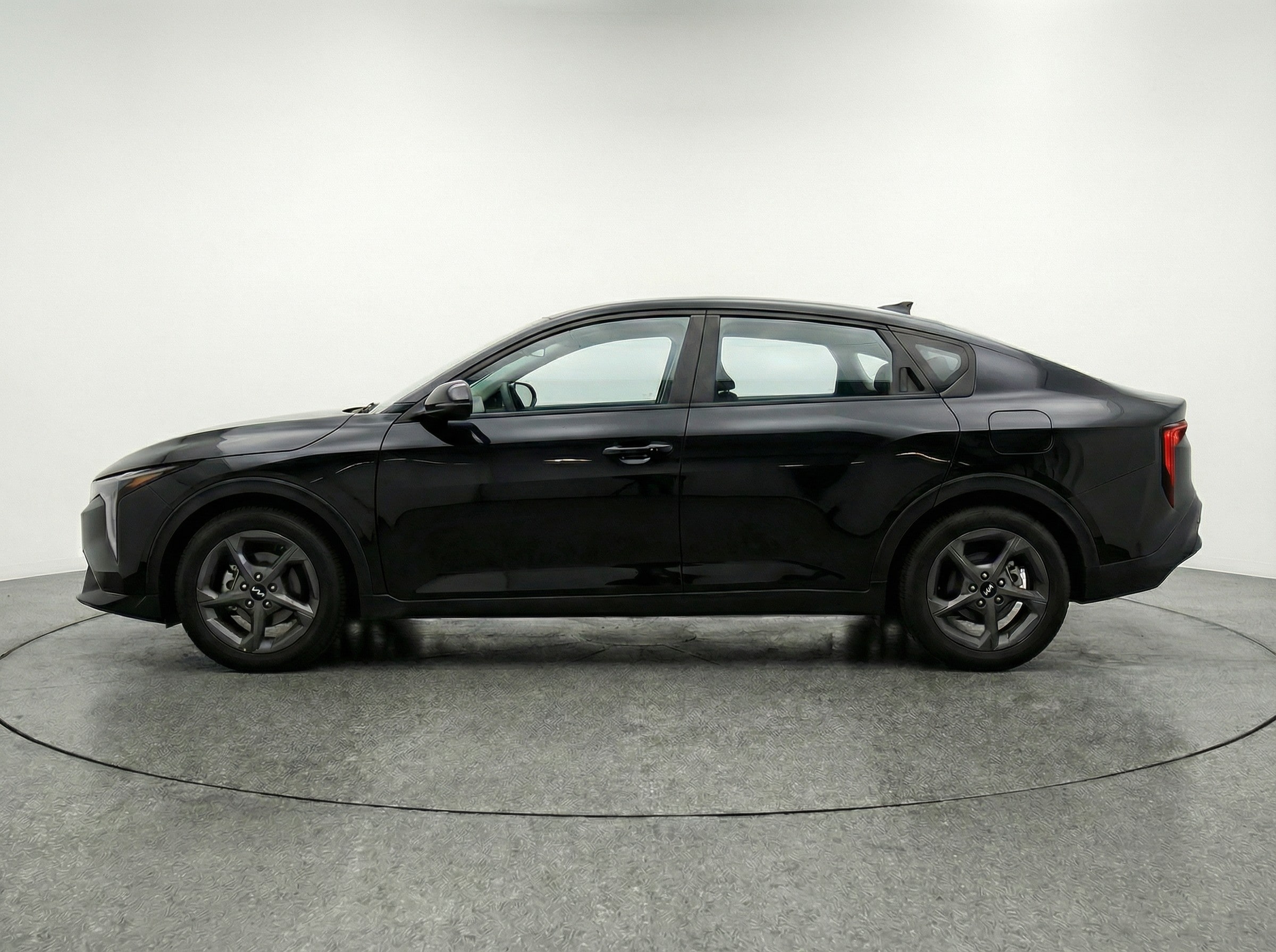 Thumbnail: 2025 Kia K4 - 4