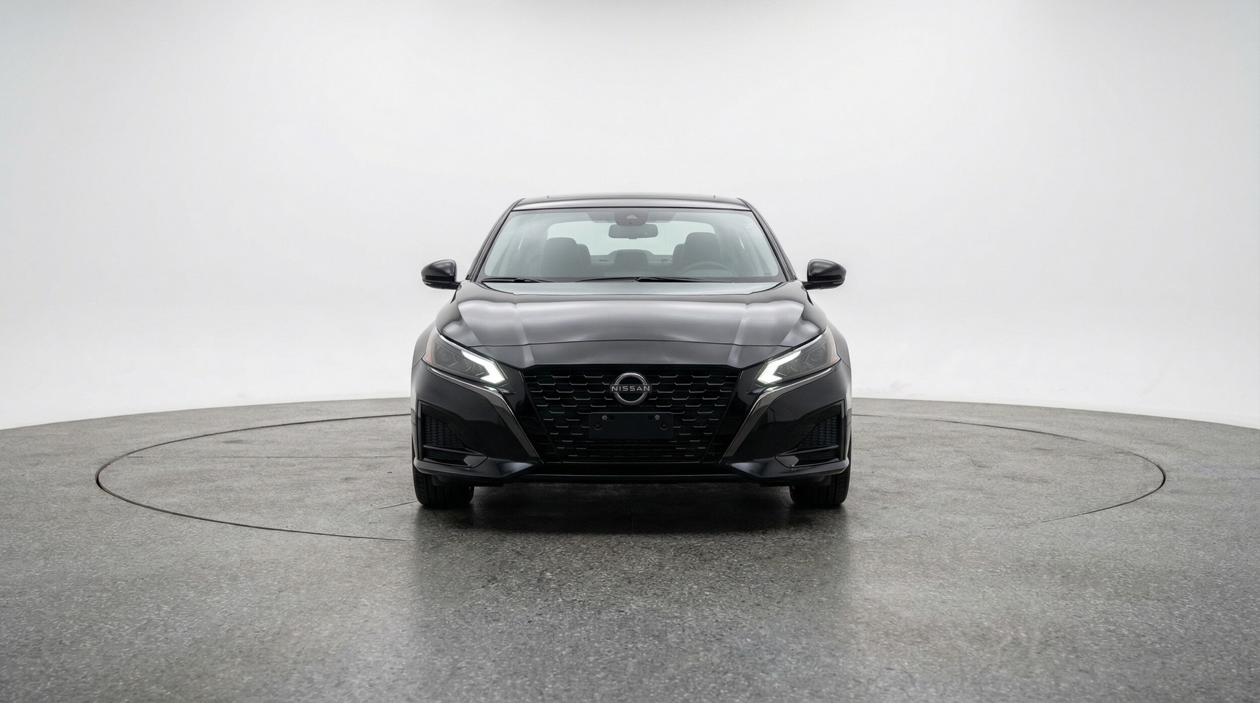 Thumbnail: 2025 Nissan Altima - 2