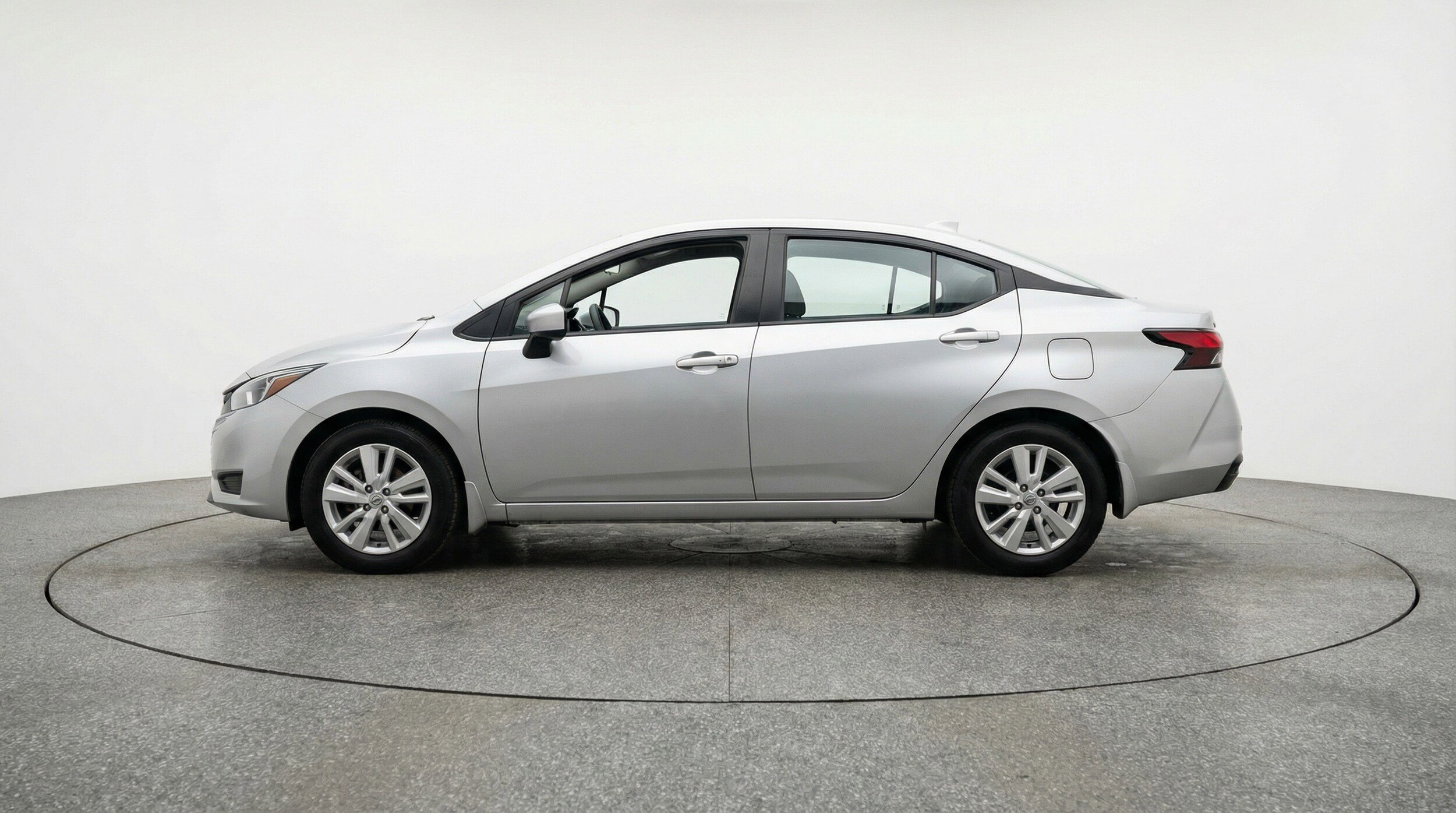 Thumbnail: 2025 Nissan Versa - 5