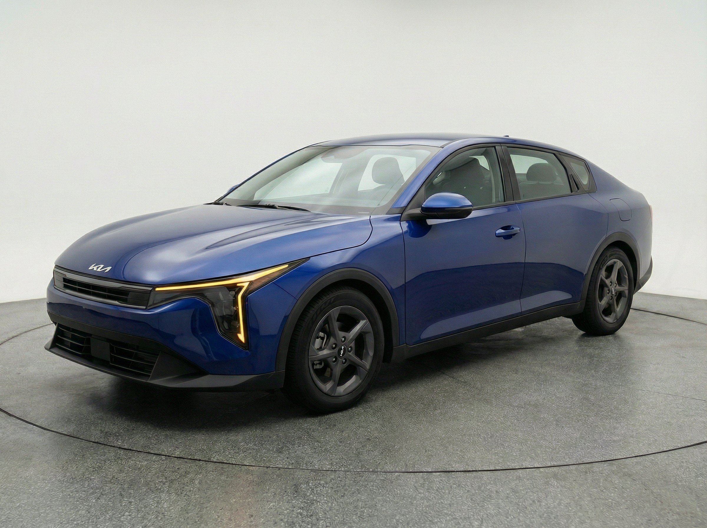Thumbnail: 2025 Kia K4 - 3