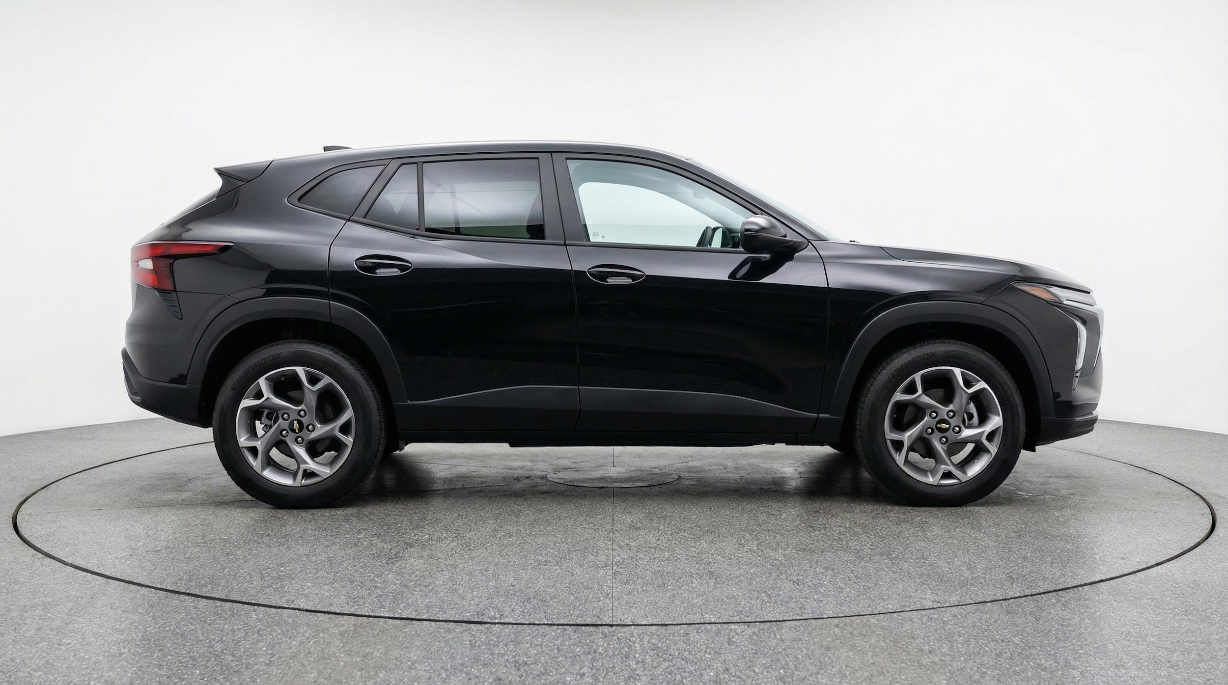 Thumbnail: 2025 Chevrolet Trax - 11