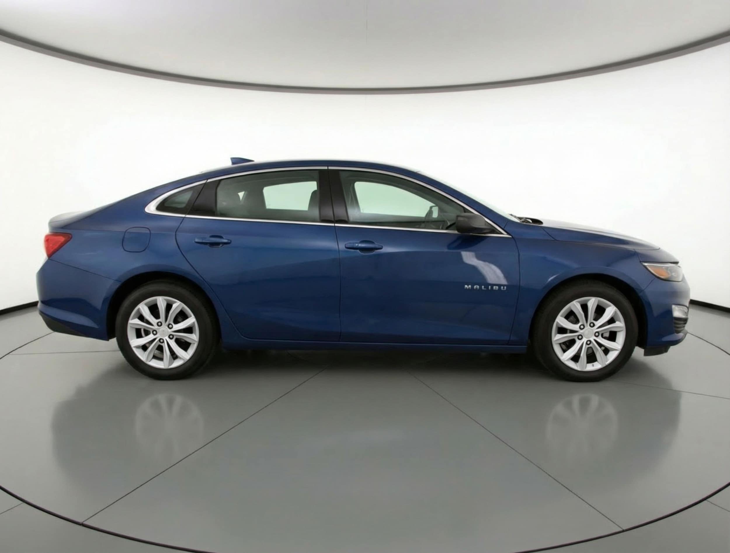 Thumbnail: 2024 Chevrolet Malibu - 8