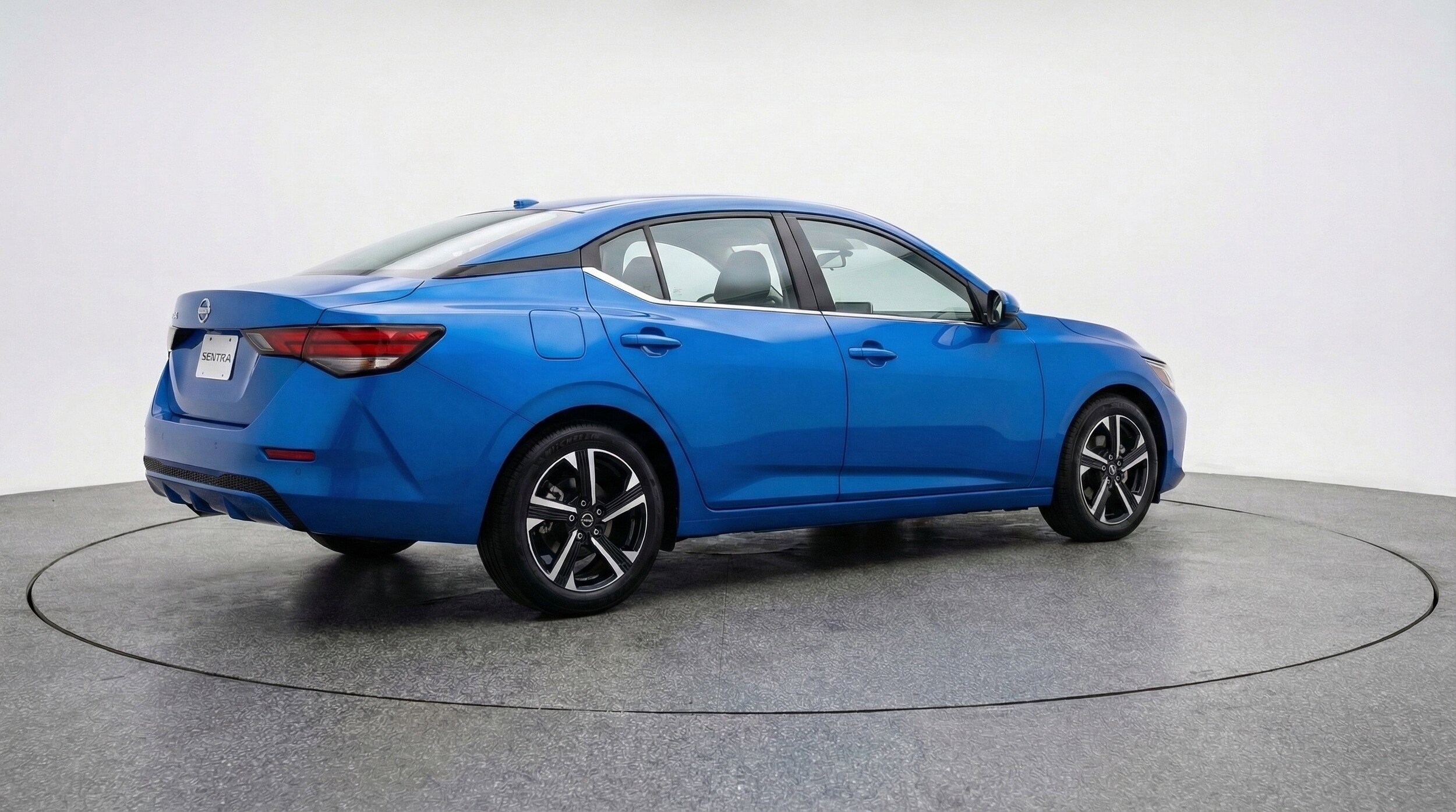 Thumbnail: 2025 Nissan Sentra - 9