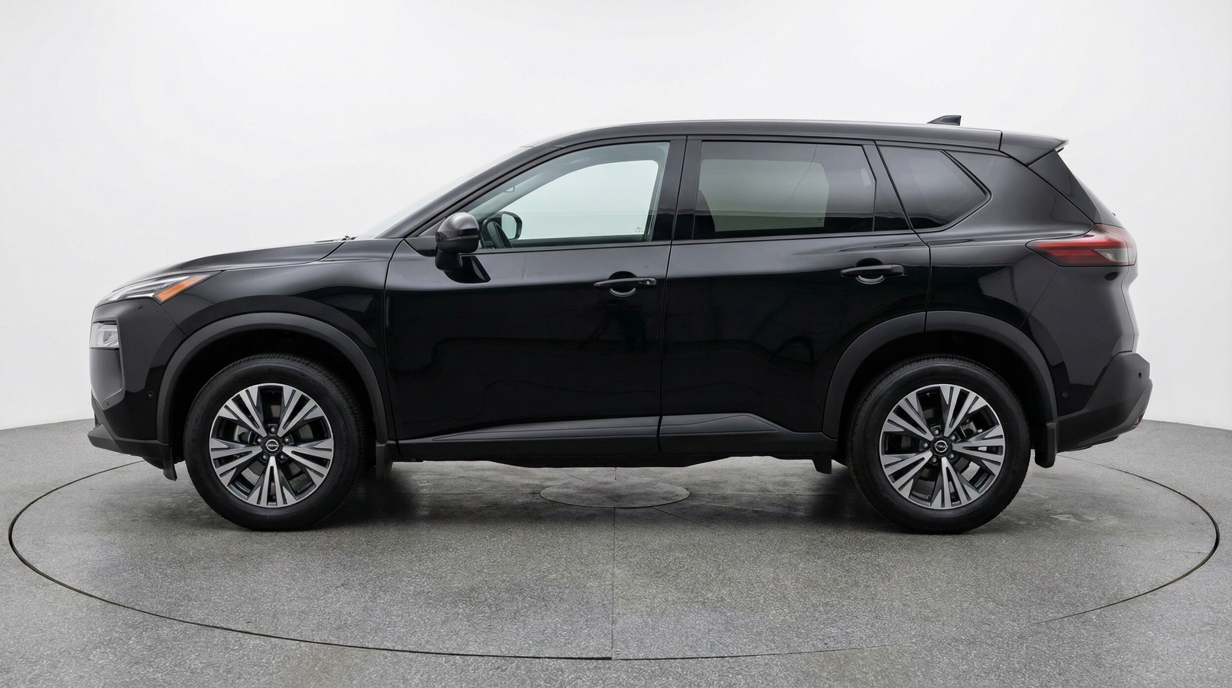 Thumbnail: 2025 Nissan Rogue - 4