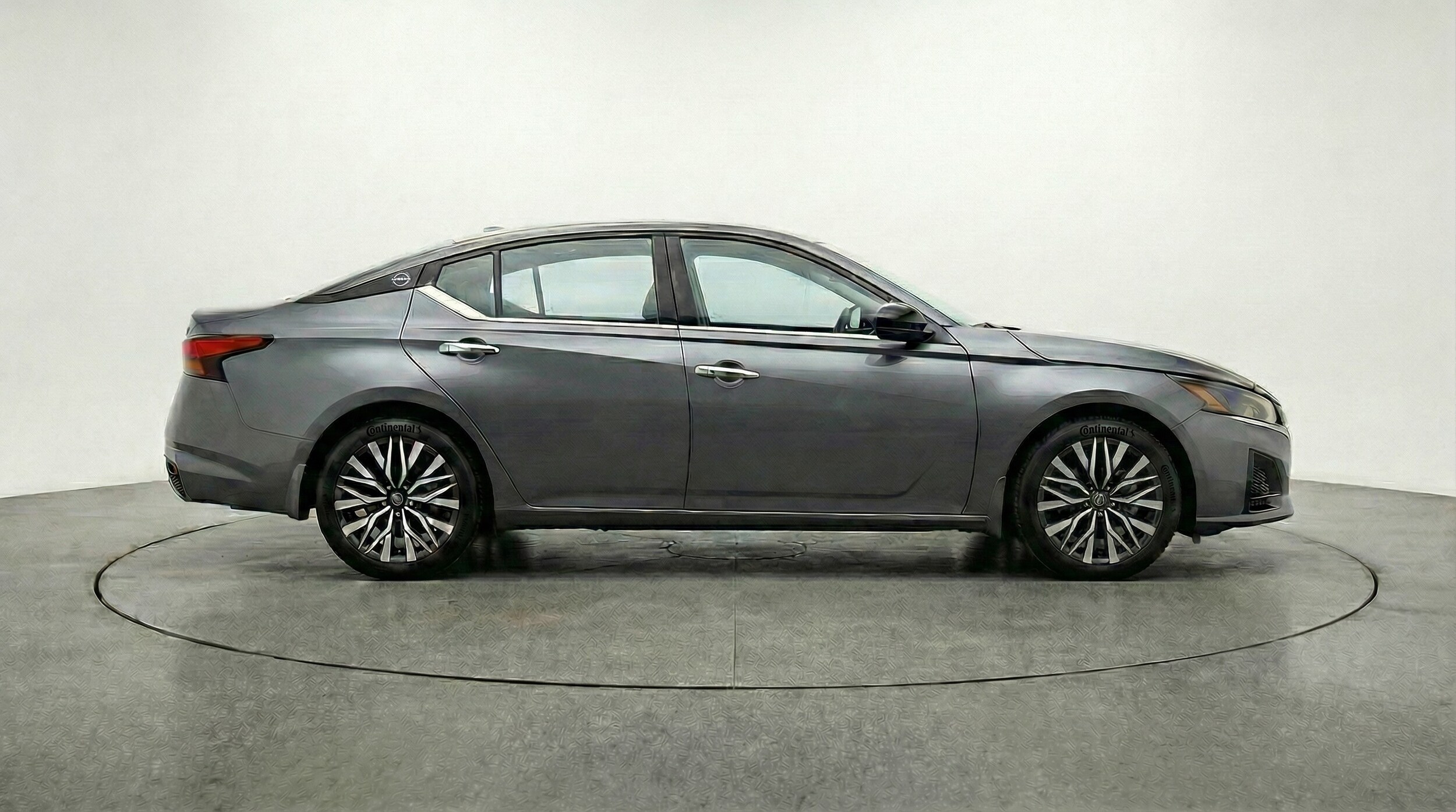 Thumbnail: 2025 Nissan Altima - 8