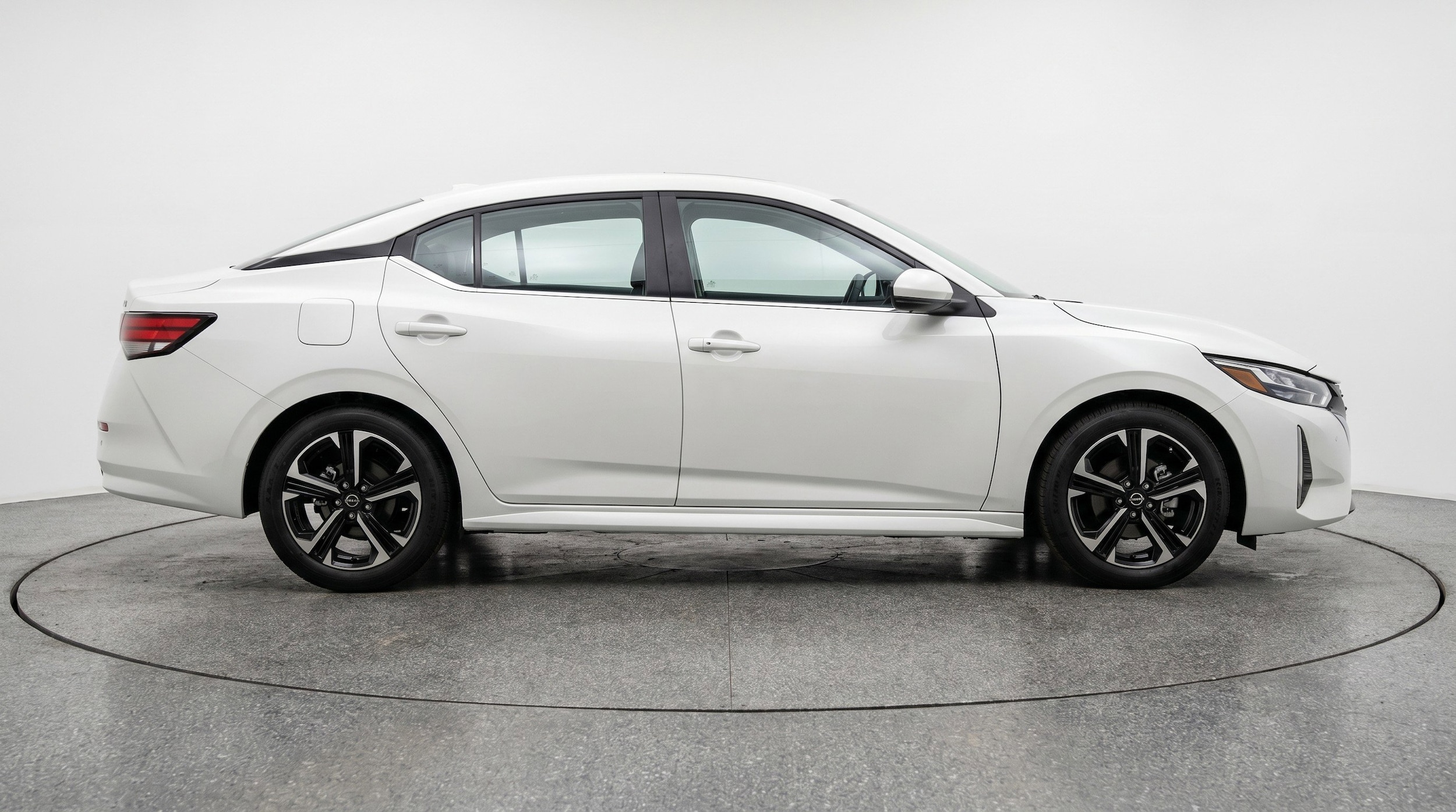 Thumbnail: 2025 Nissan Sentra - 11