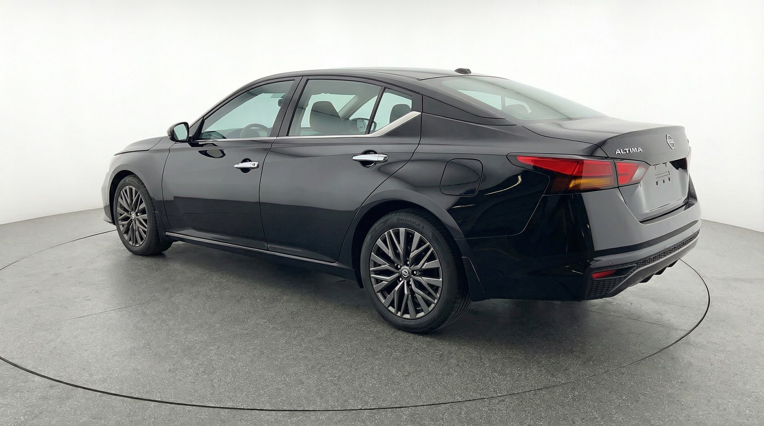 Thumbnail: 2025 Nissan Altima - 5