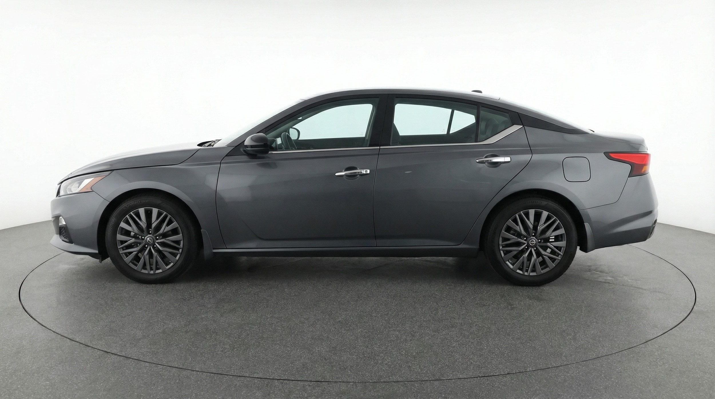 Thumbnail: 2025 Nissan Altima - 4