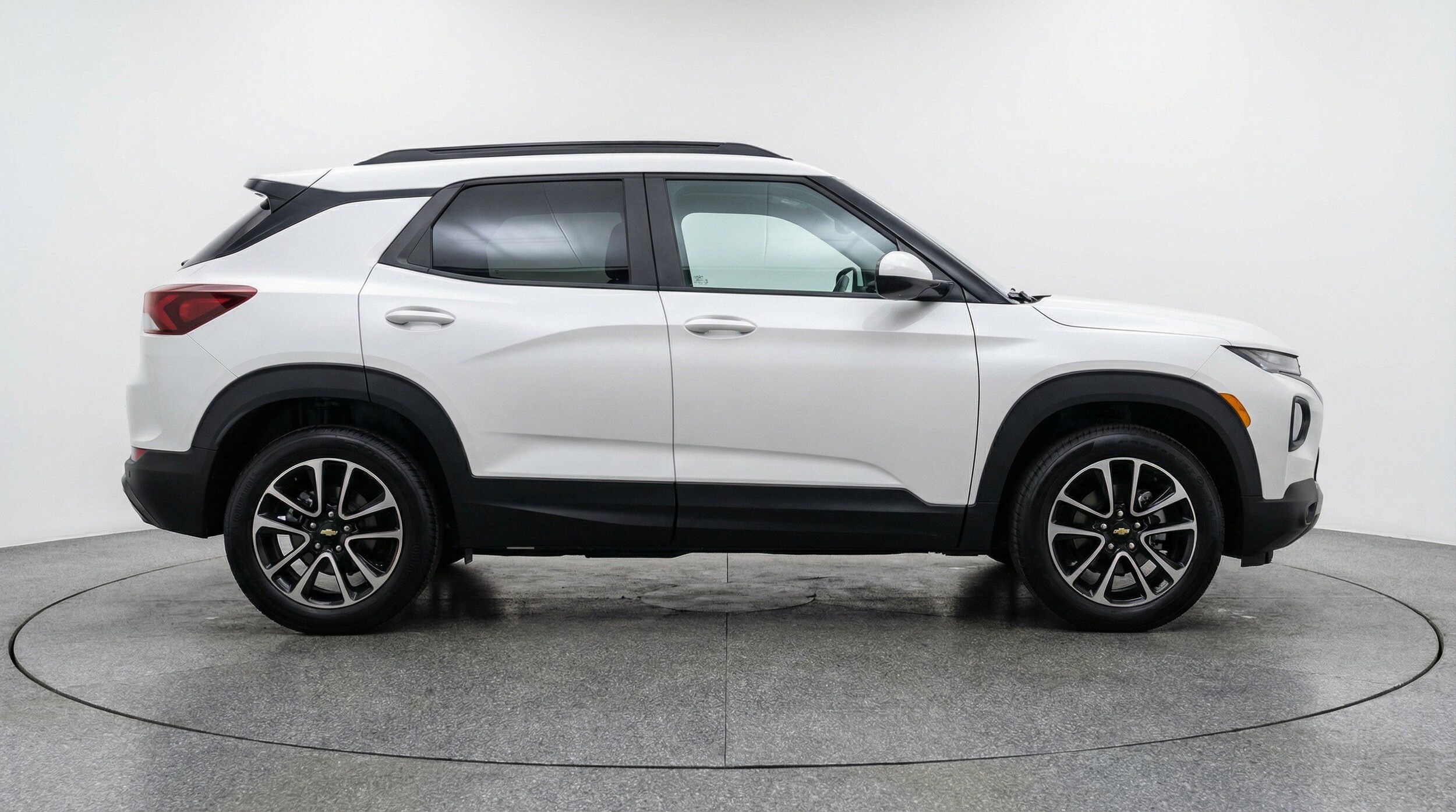 Thumbnail: 2025 Chevrolet TrailBlazer - 11