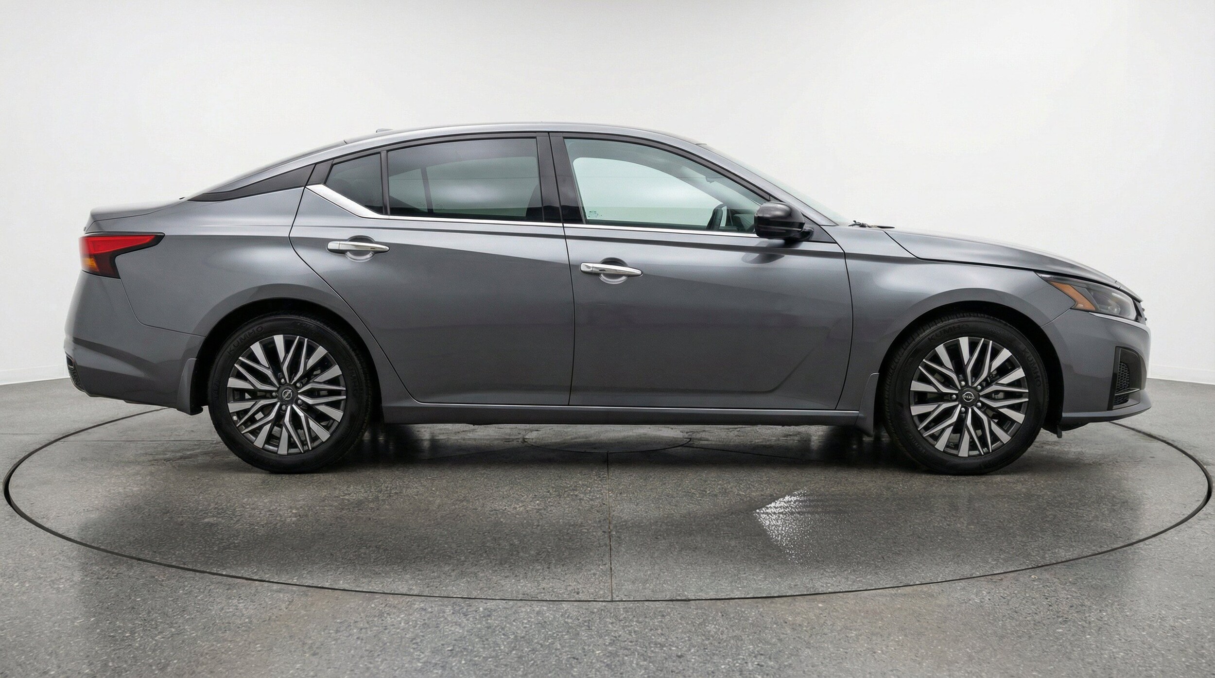 Thumbnail: 2025 Nissan Altima - 11