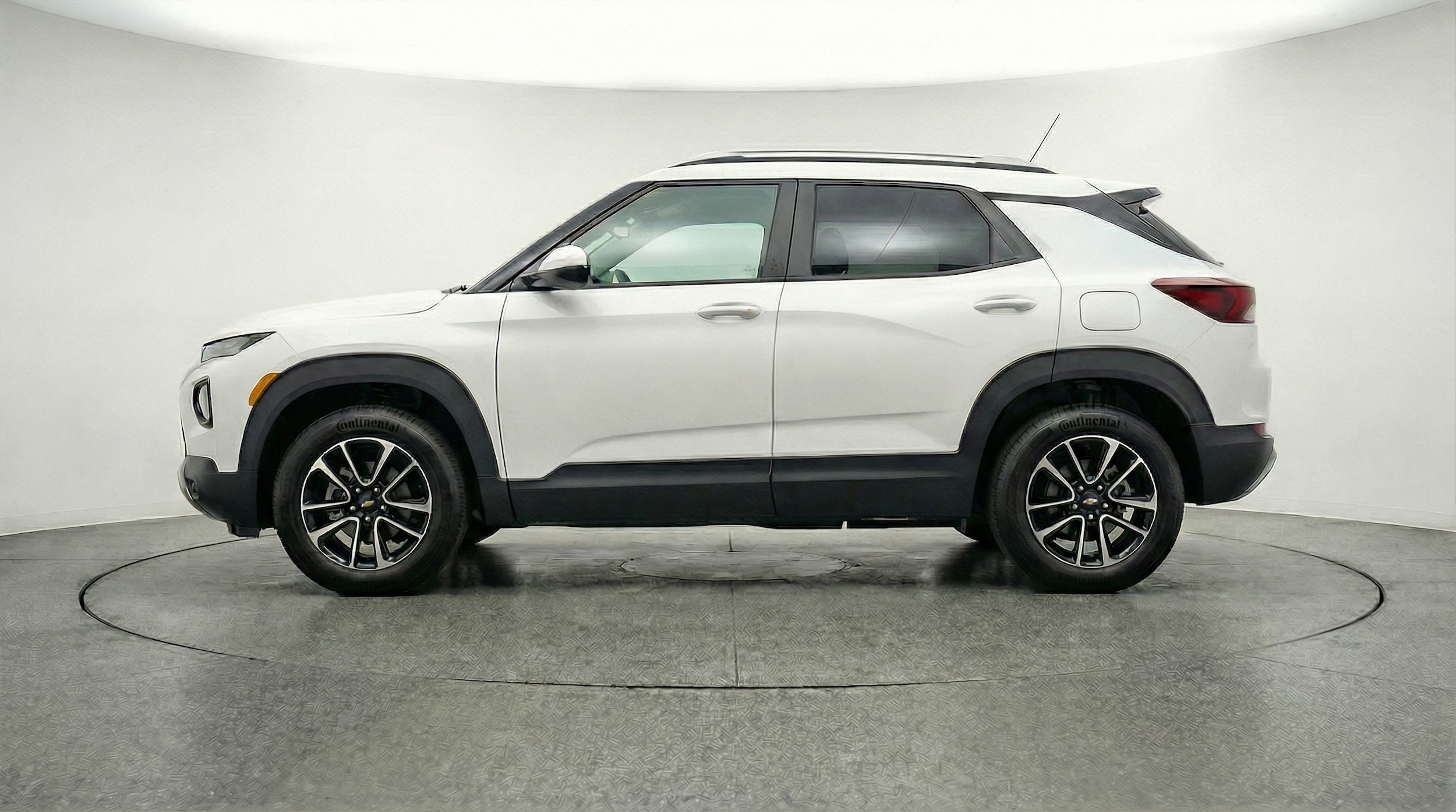 Thumbnail: 2025 Chevrolet TrailBlazer - 4