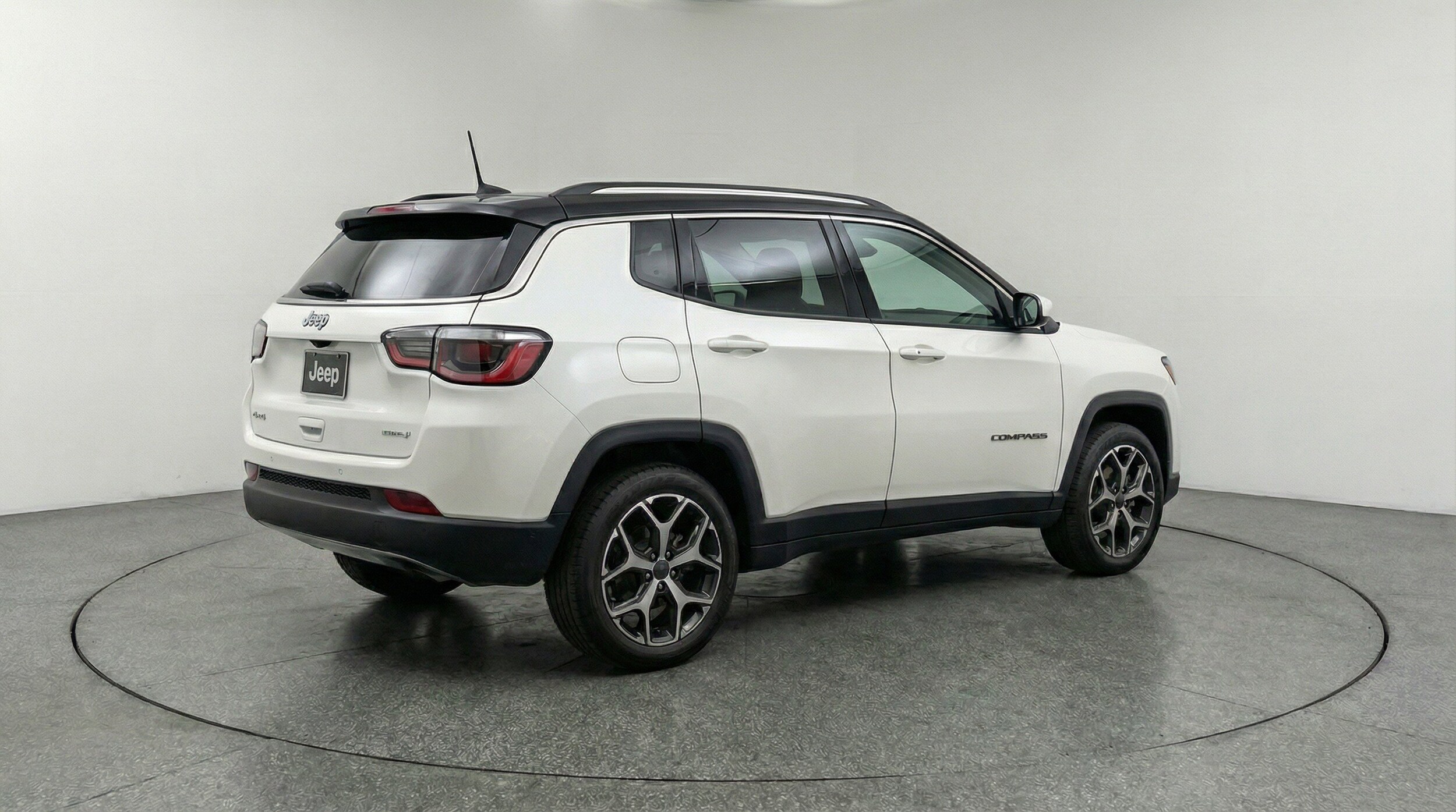Thumbnail: 2025 Jeep Compass - 9
