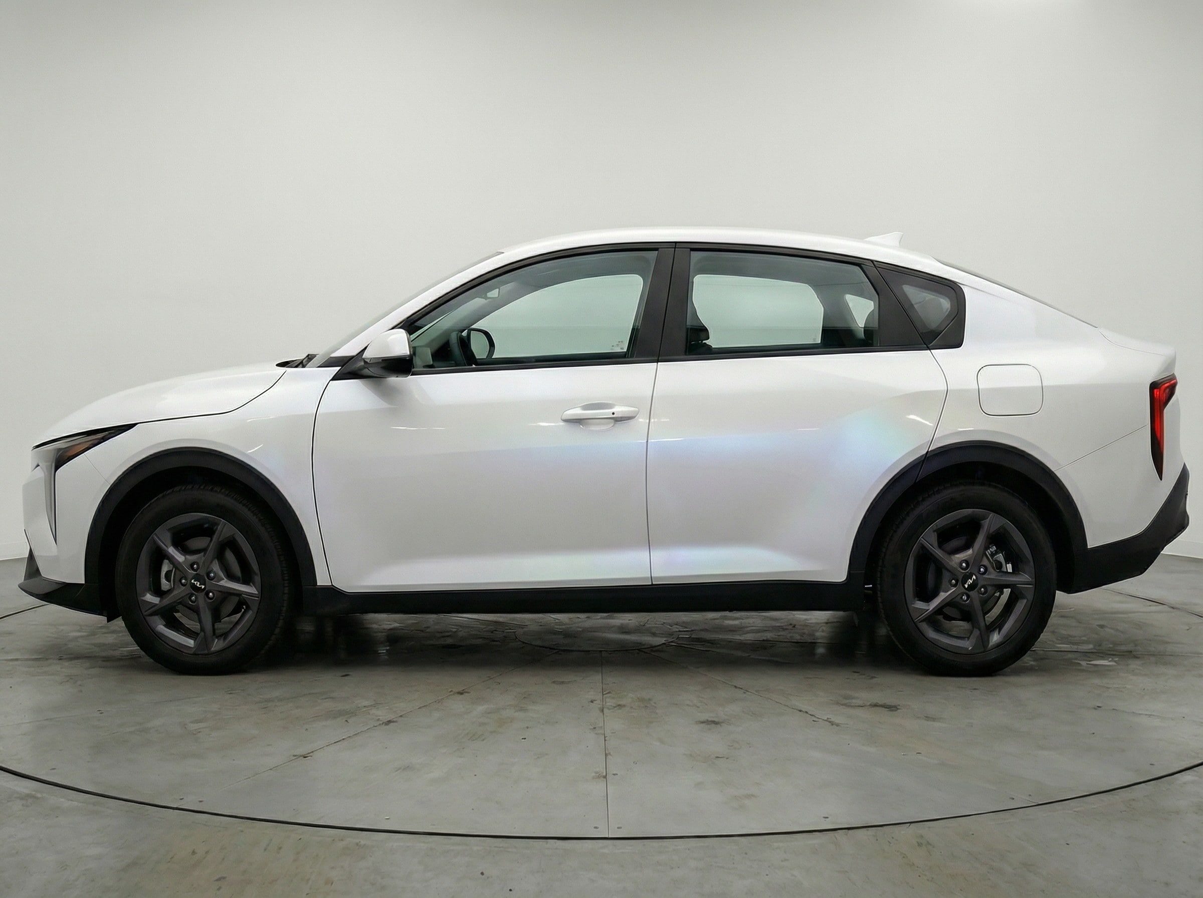 Thumbnail: 2025 Kia K4 - 4