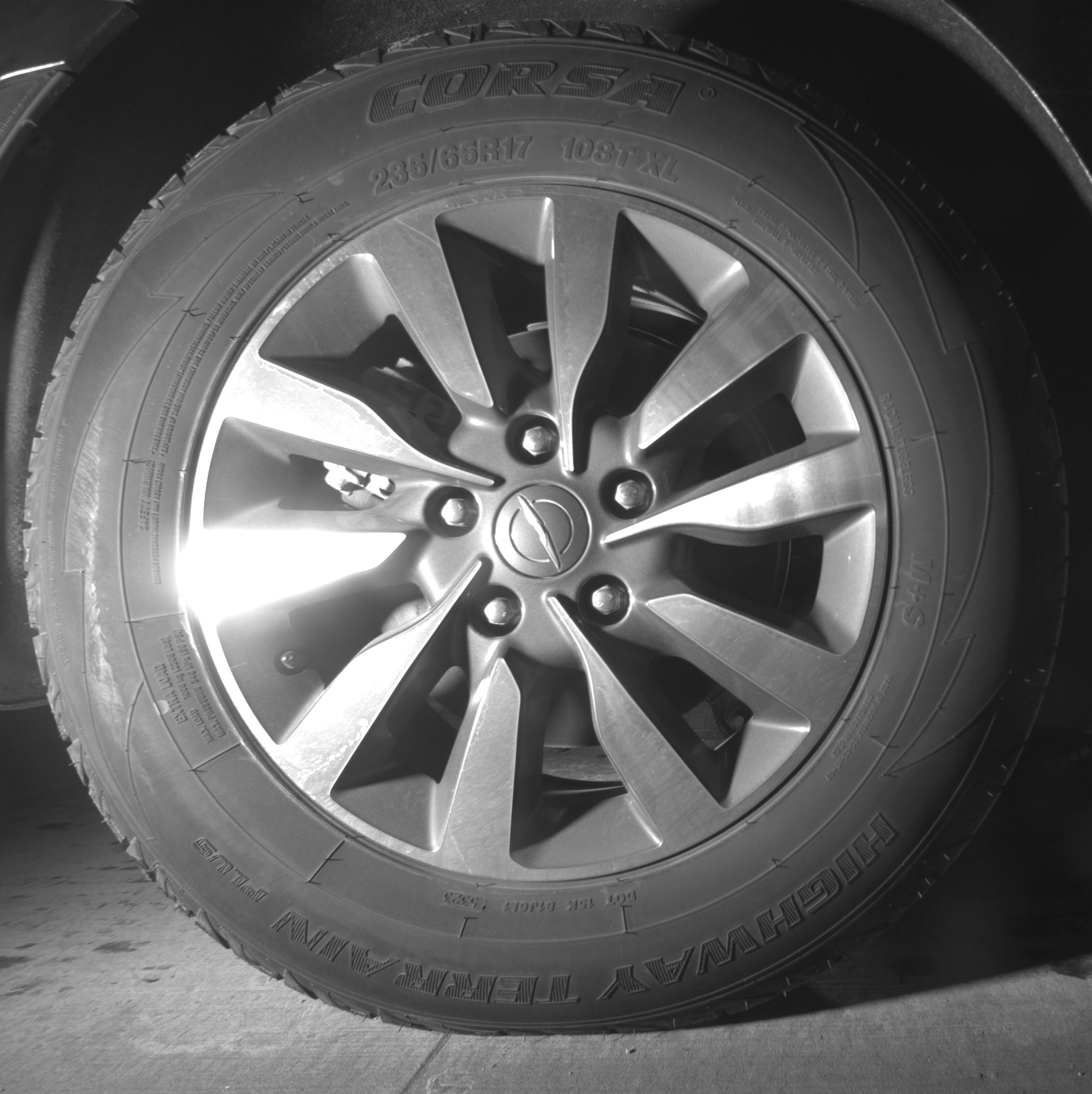 Thumbnail: 2023 Chrysler Pacifica - 12