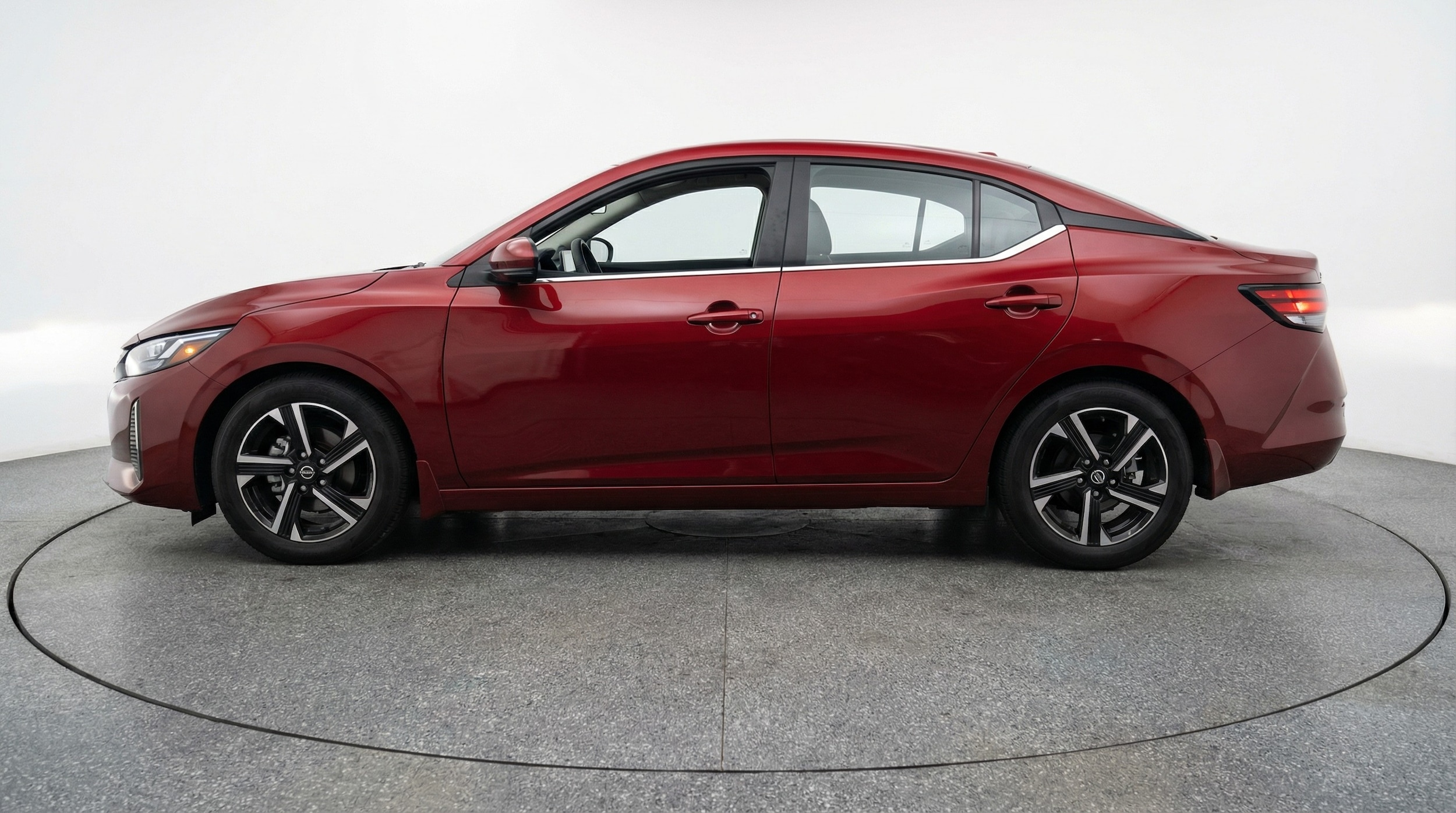 Thumbnail: 2025 Nissan Sentra - 4