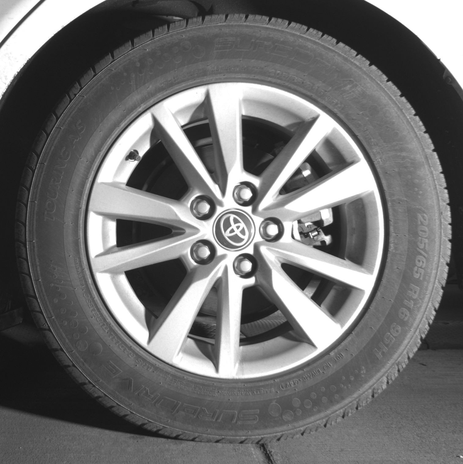 Thumbnail: 2025 Toyota Camry - 14