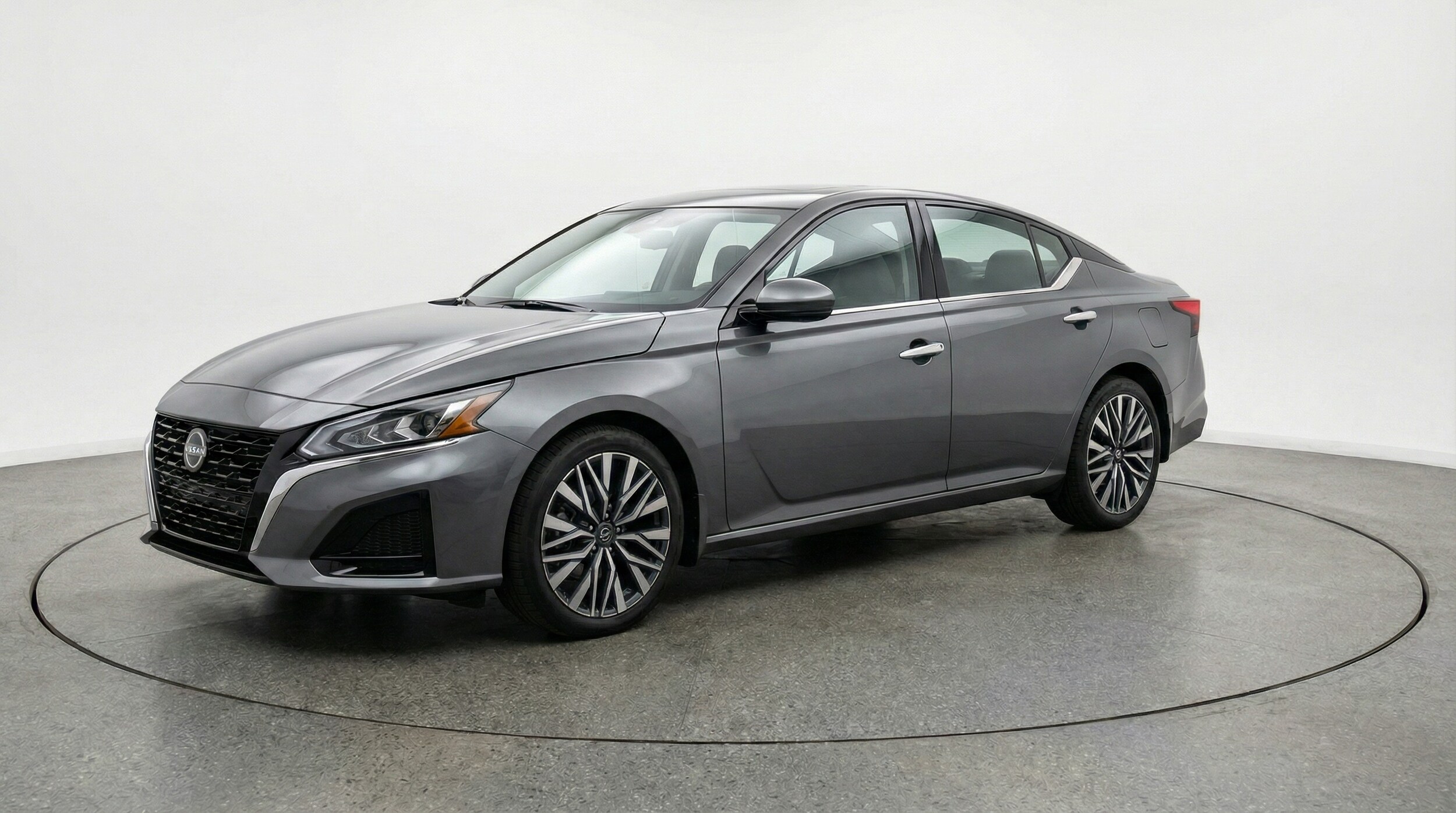 Thumbnail: 2025 Nissan Altima - 3