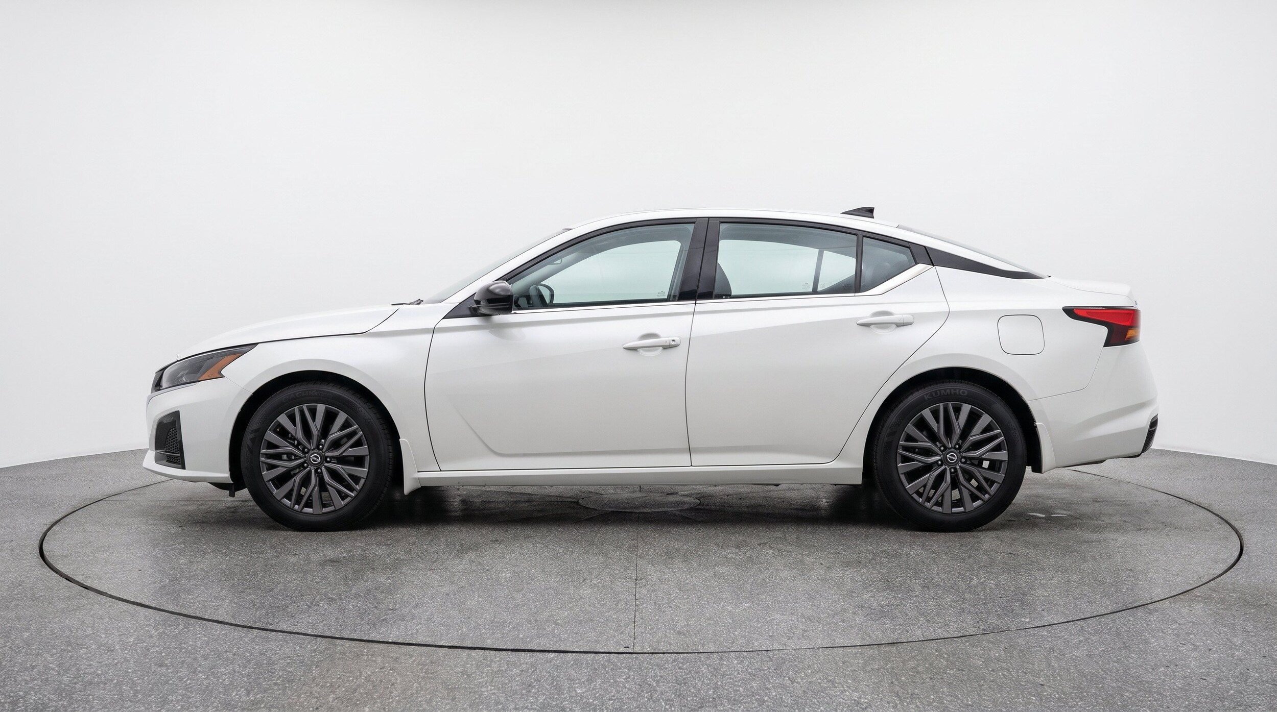 Thumbnail: 2026 Nissan Altima - 5