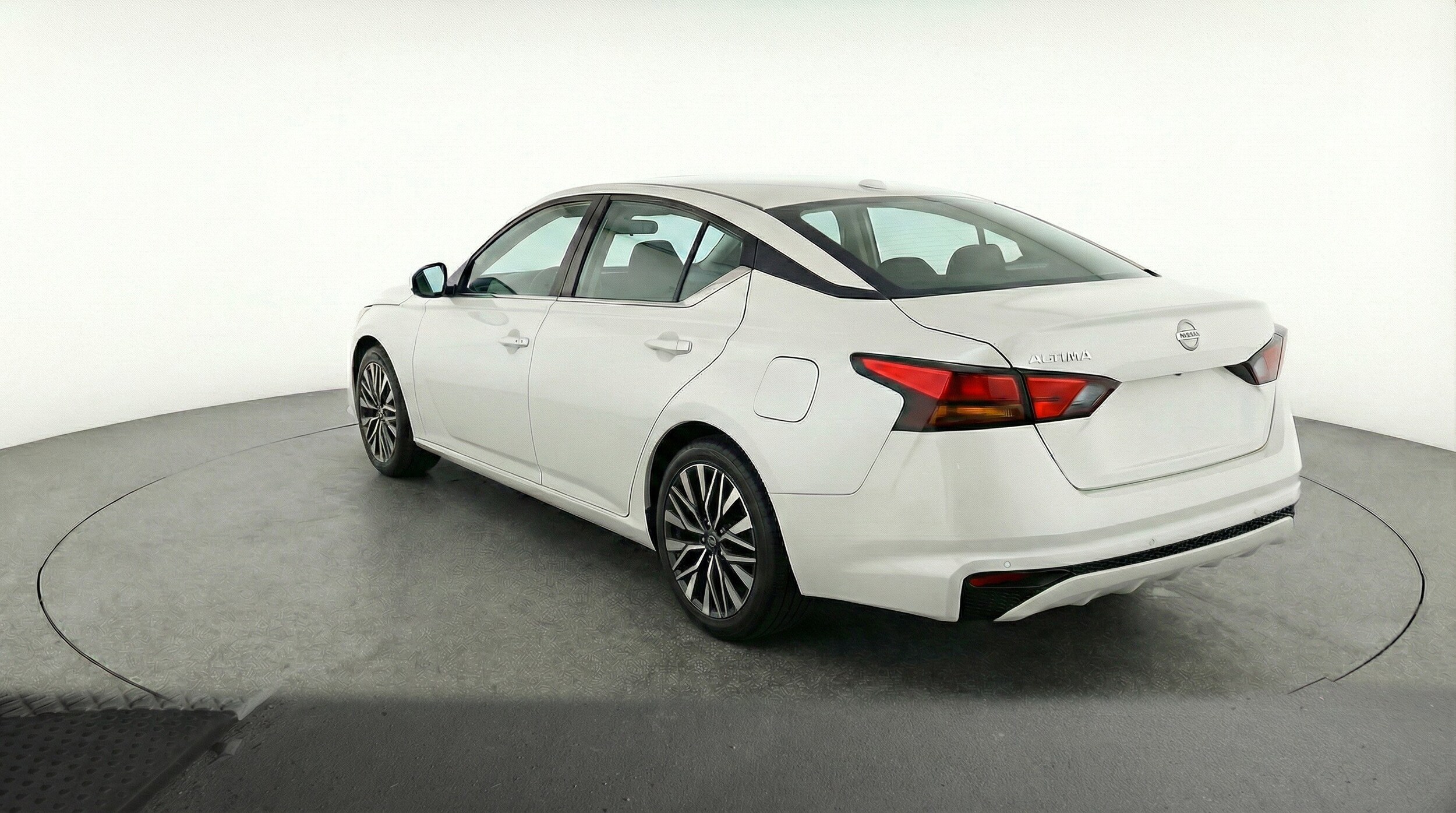 Thumbnail: 2025 Nissan Altima - 6