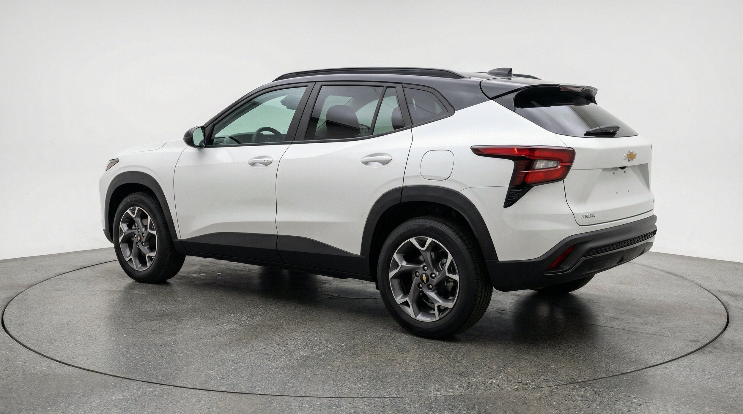 Thumbnail: 2025 Chevrolet Trax - 6