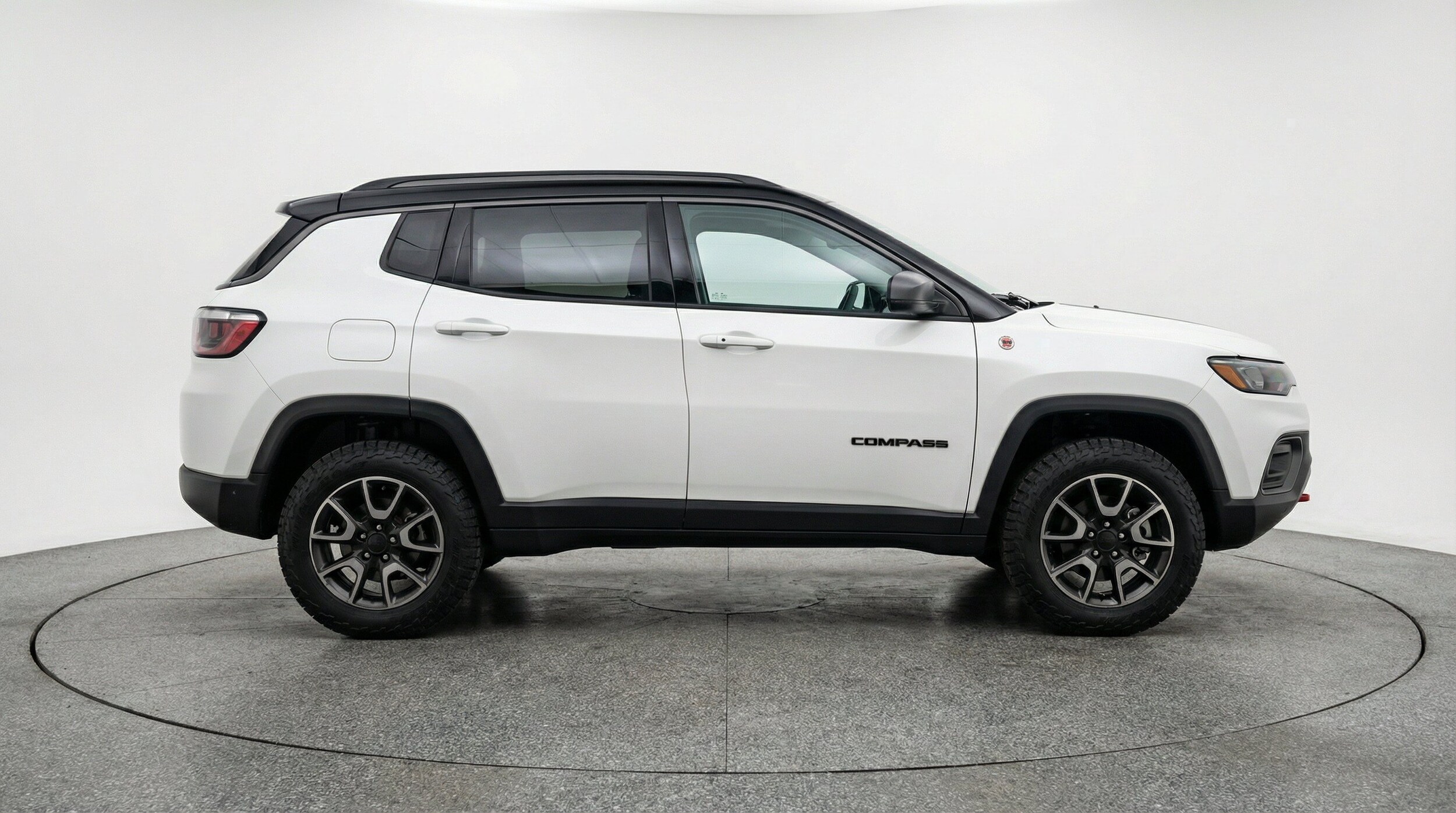 Thumbnail: 2025 Jeep Compass - 11