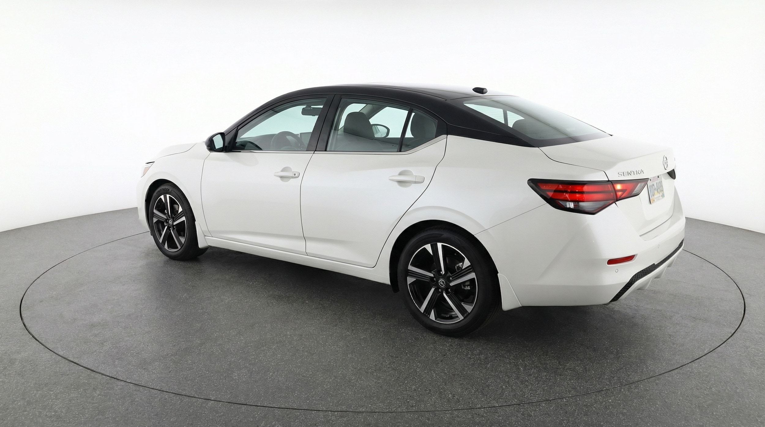 Thumbnail: 2025 Nissan Sentra - 5