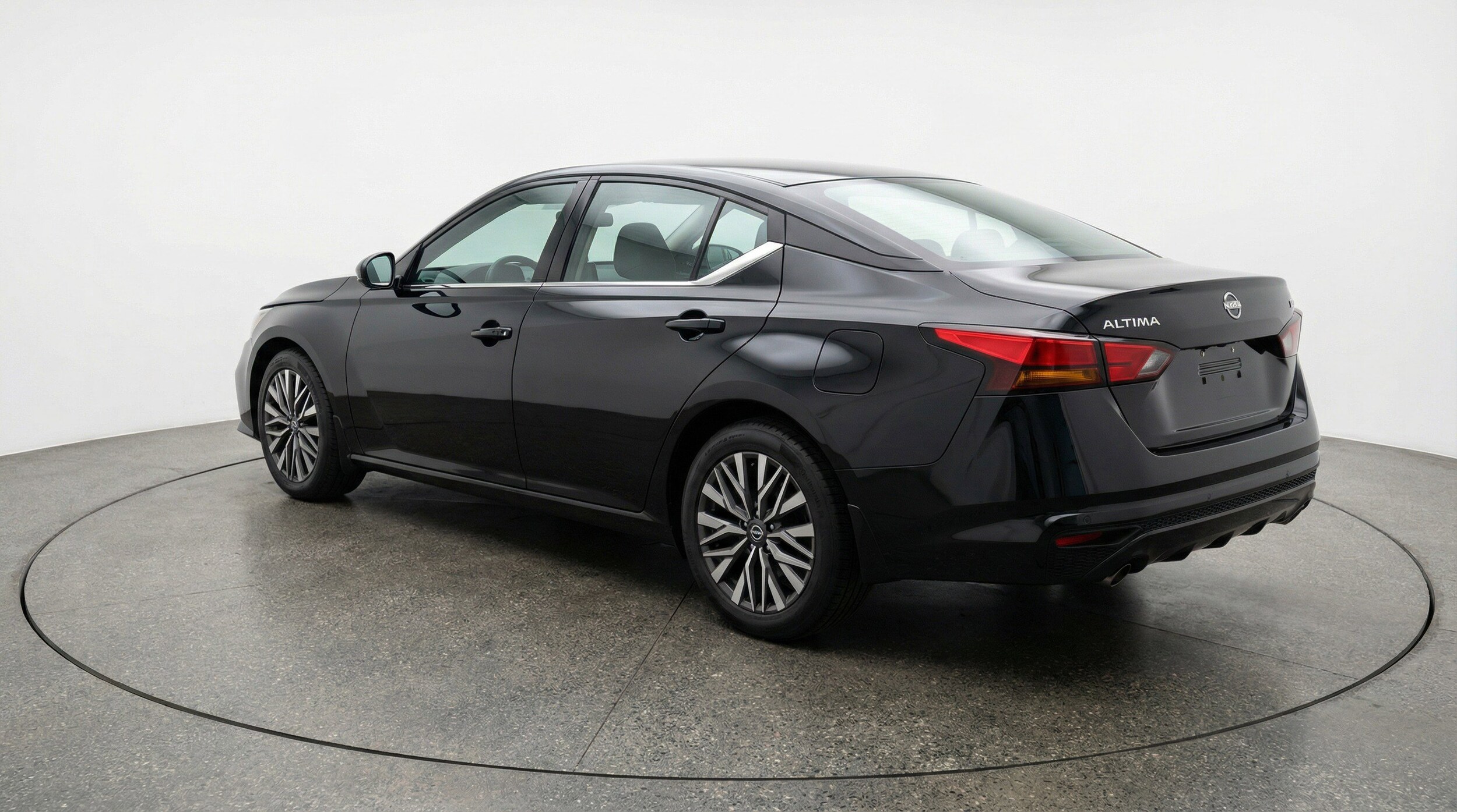 Thumbnail: 2025 Nissan Altima - 6