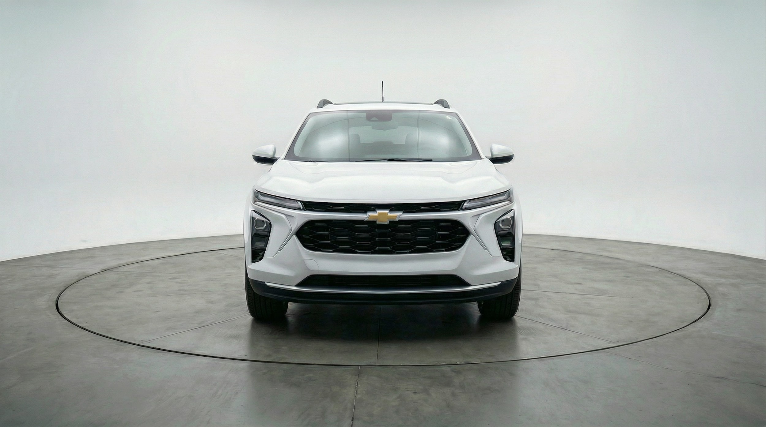 Thumbnail: 2025 Chevrolet Trax - 2