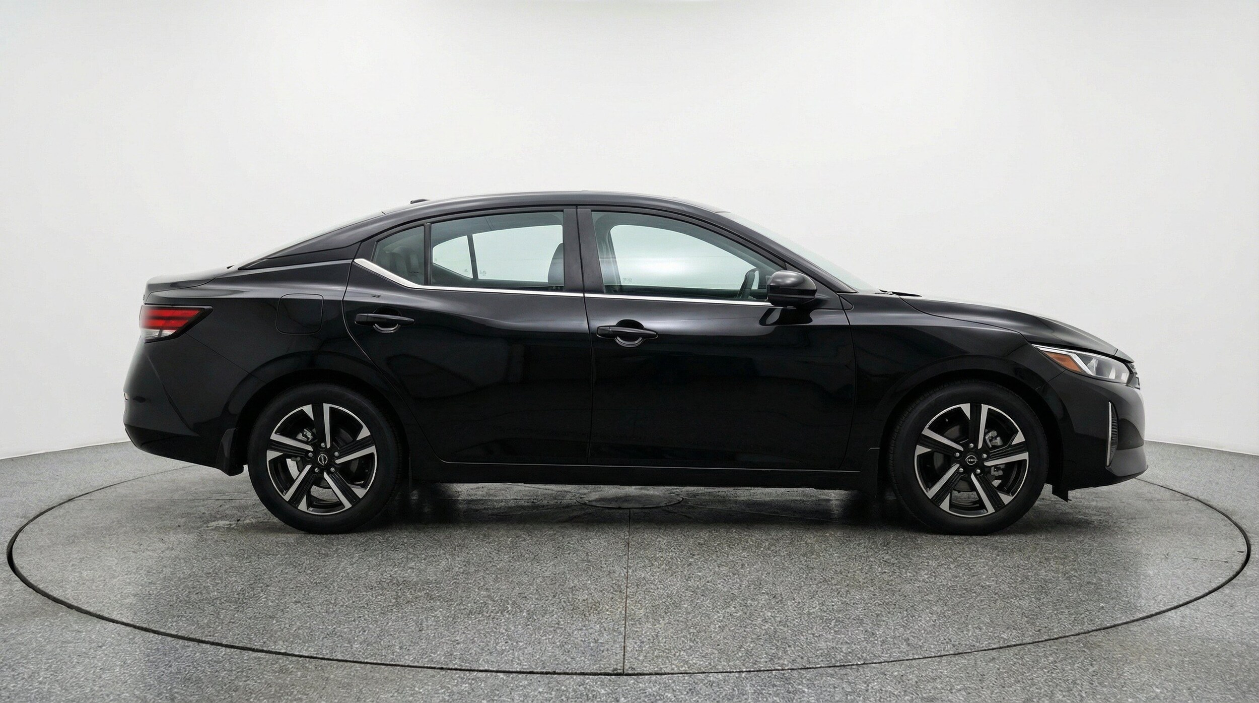 Thumbnail: 2025 Nissan Sentra - 11