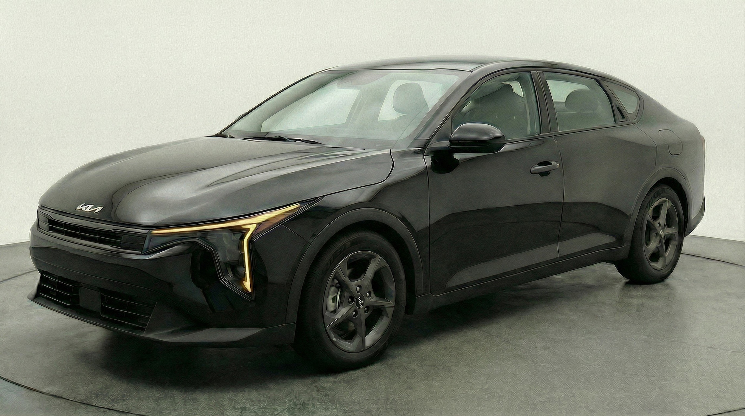 Thumbnail: 2025 Kia K4 - 3