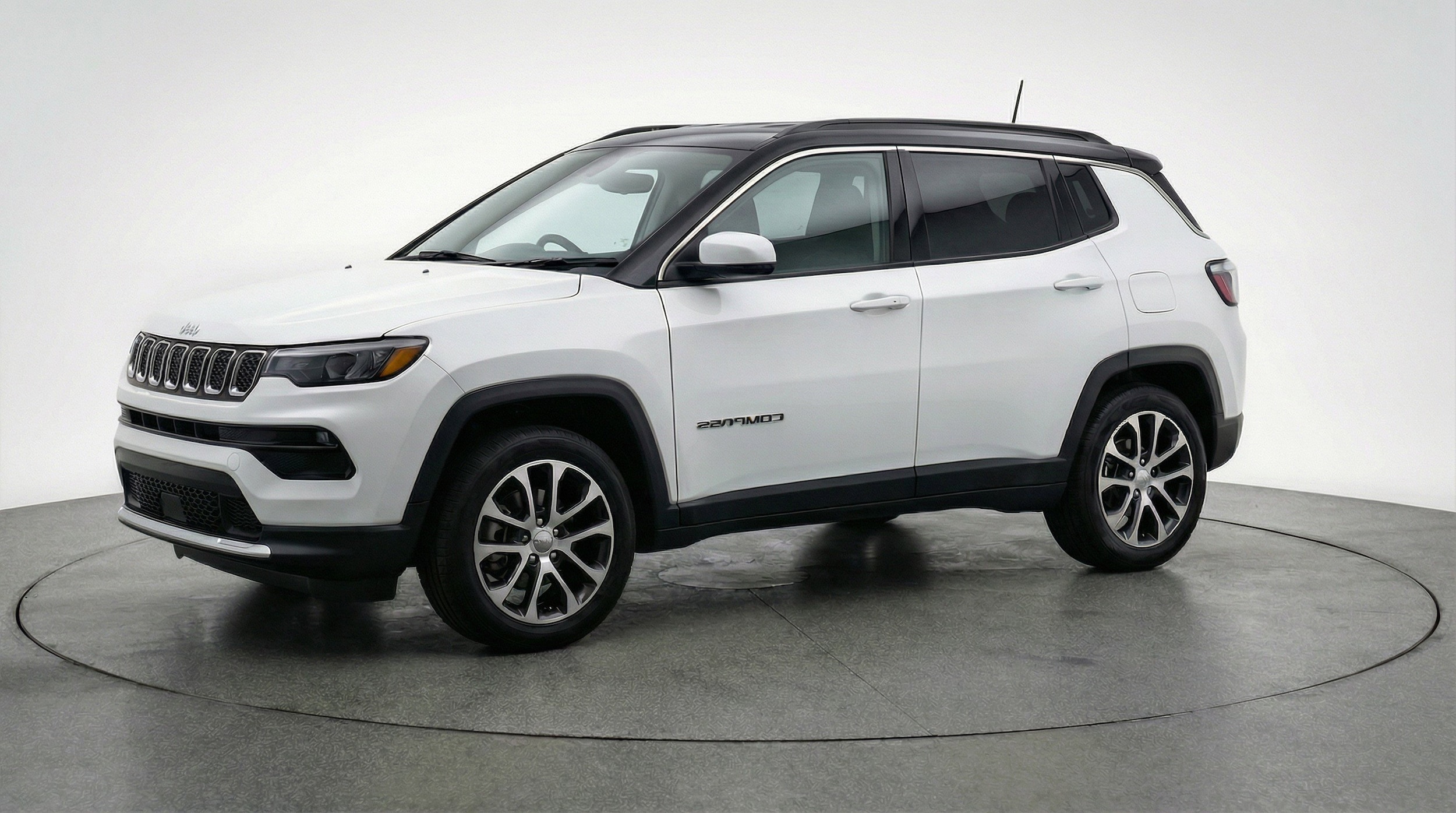 Thumbnail: 2025 Jeep Compass - 3