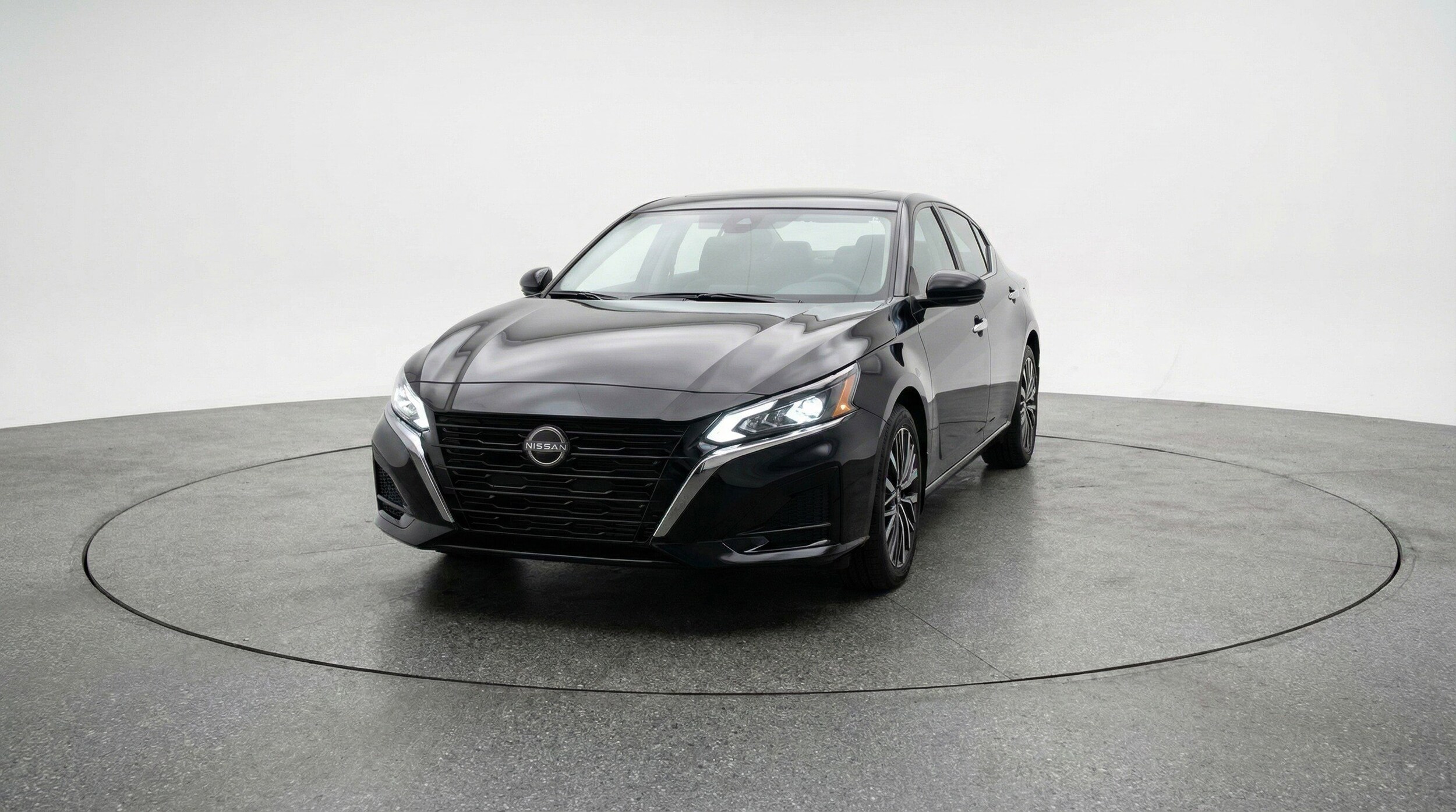Thumbnail: 2025 Nissan Altima - 2