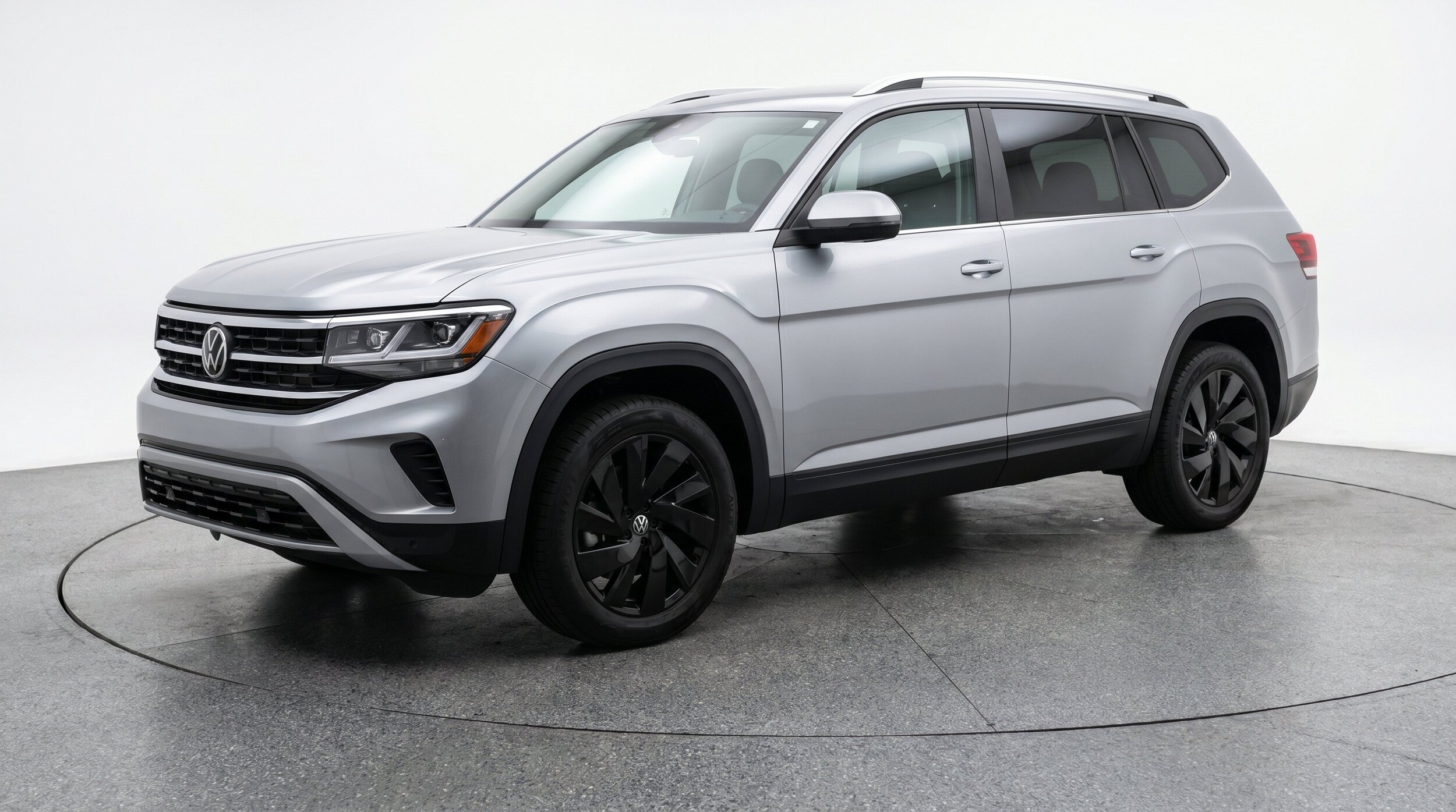 Thumbnail: 2026 Volkswagen Atlas - 3