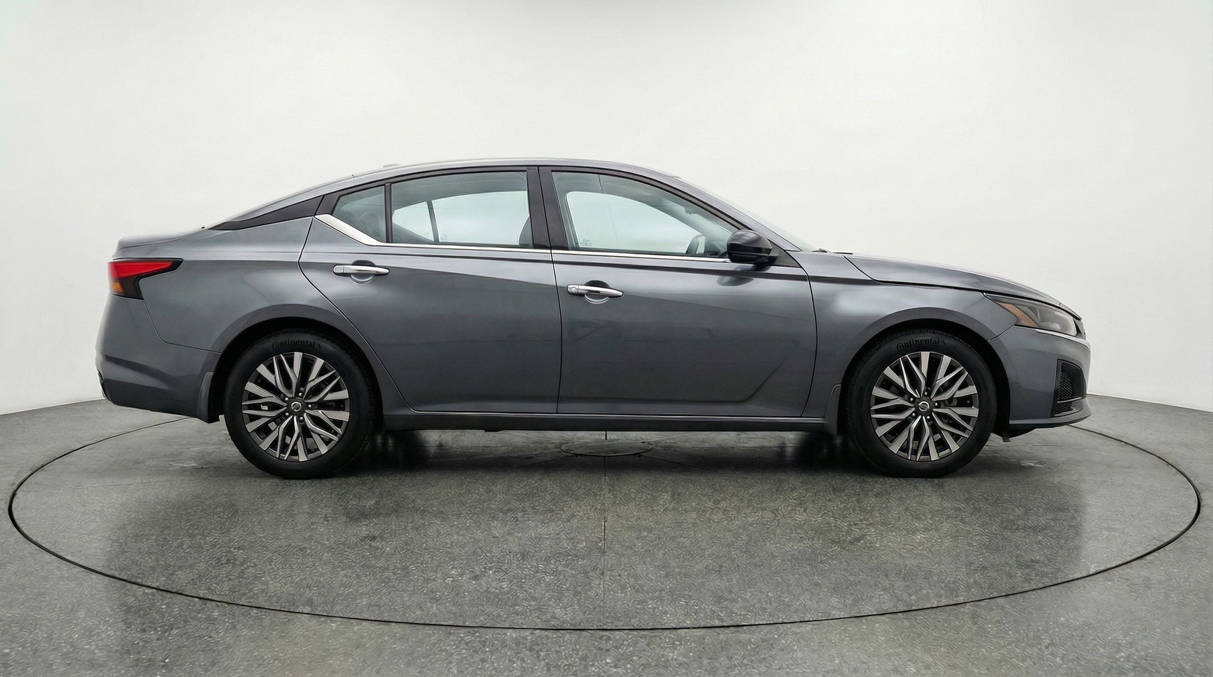 Thumbnail: 2025 Nissan Altima - 8