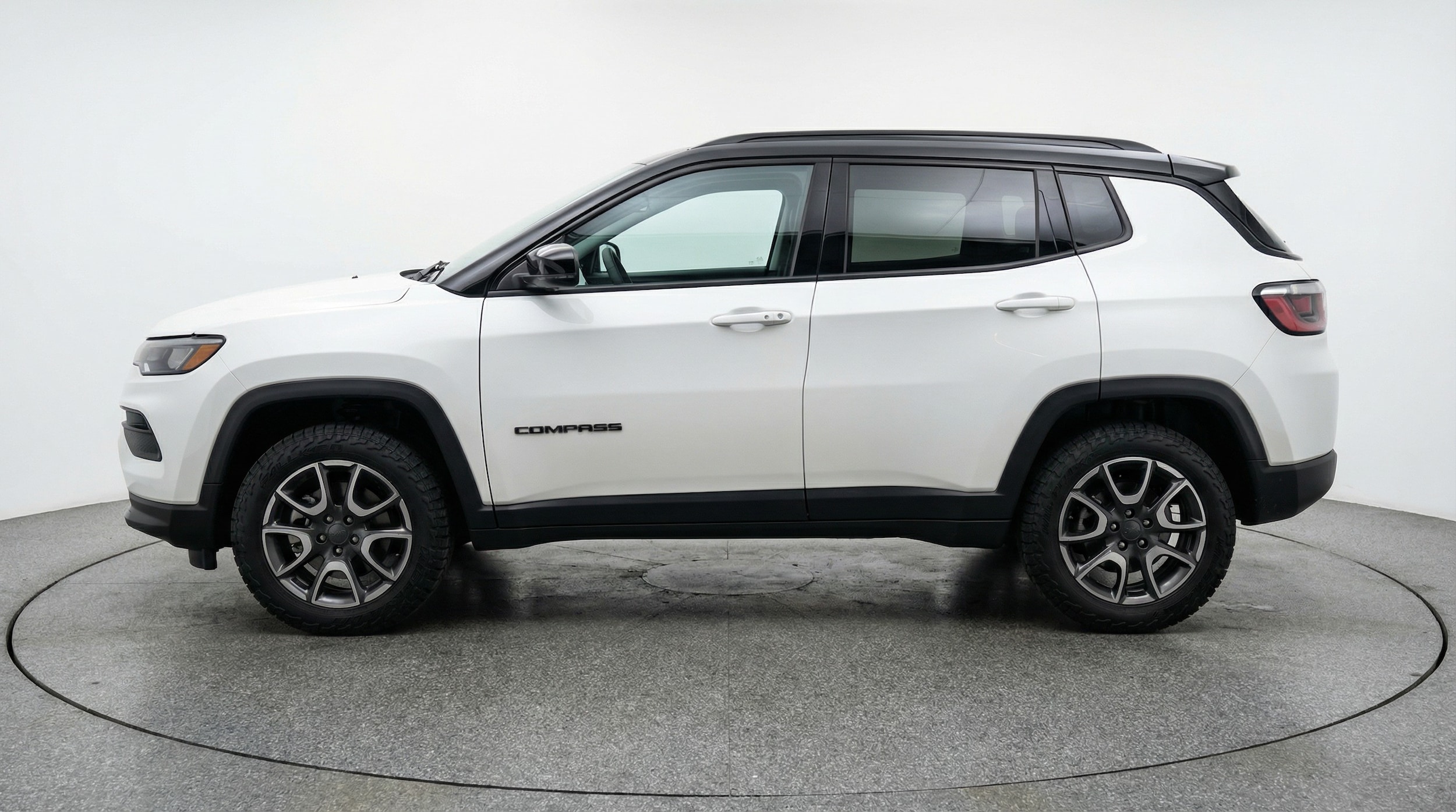 Thumbnail: 2025 Jeep Compass - 4