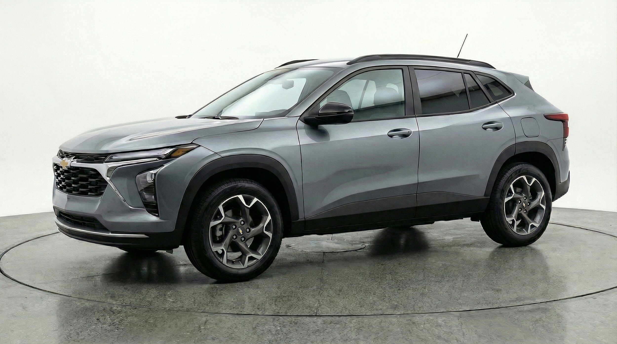 Thumbnail: 2025 Chevrolet Trax - 3