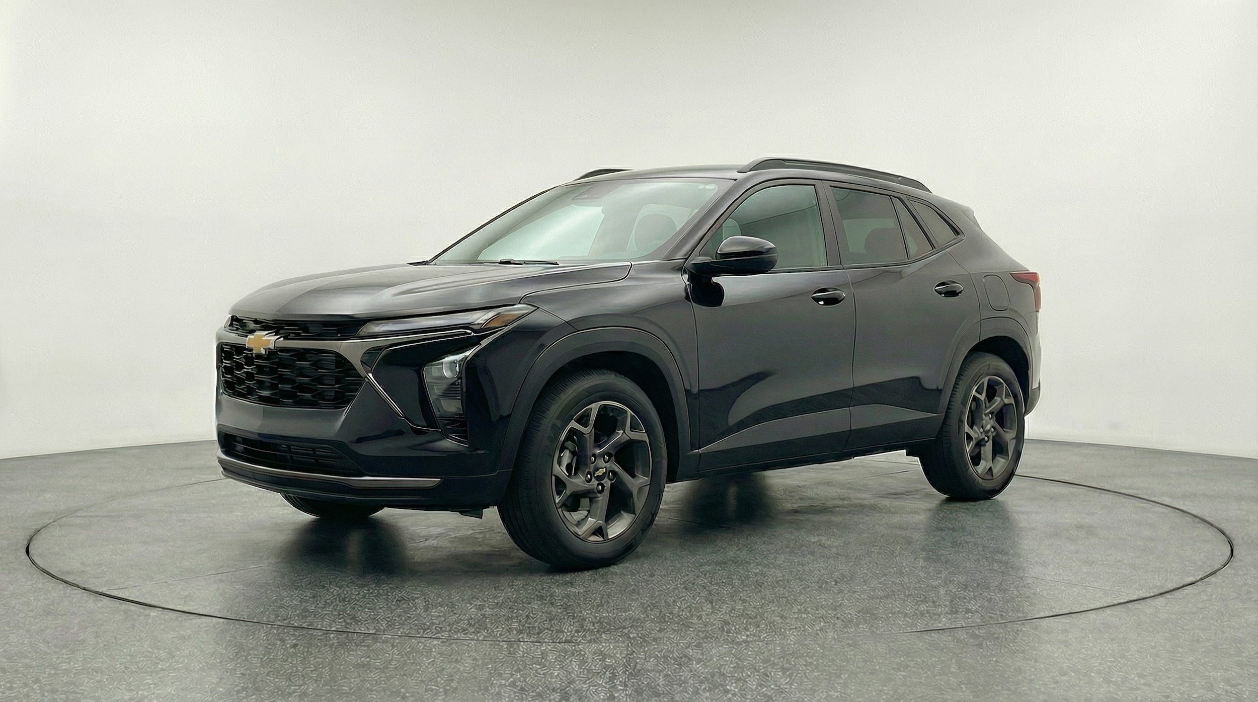 Thumbnail: 2025 Chevrolet Trax - 3