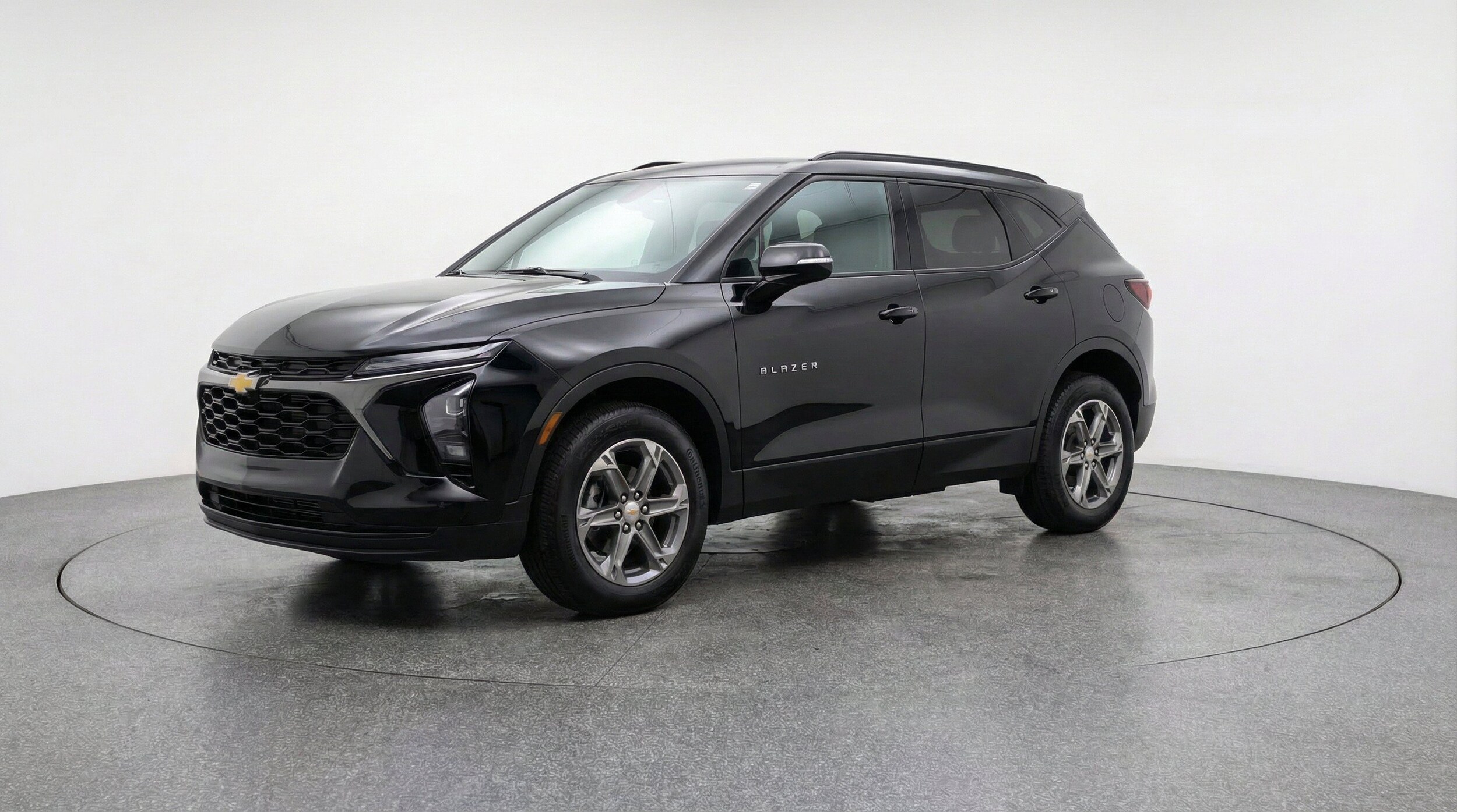 Thumbnail: 2025 Chevrolet Blazer - 3
